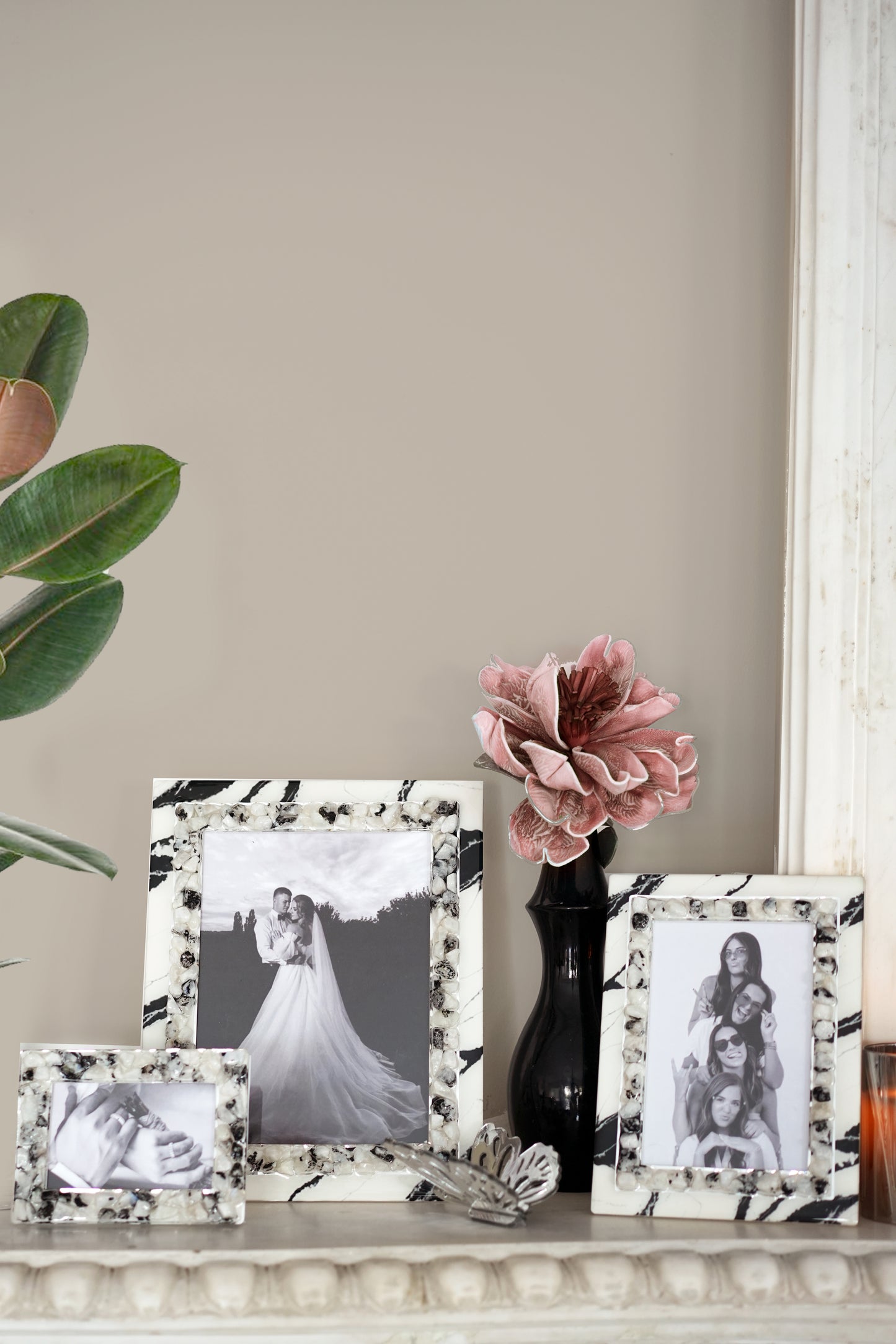 Stones White: Photo Frame