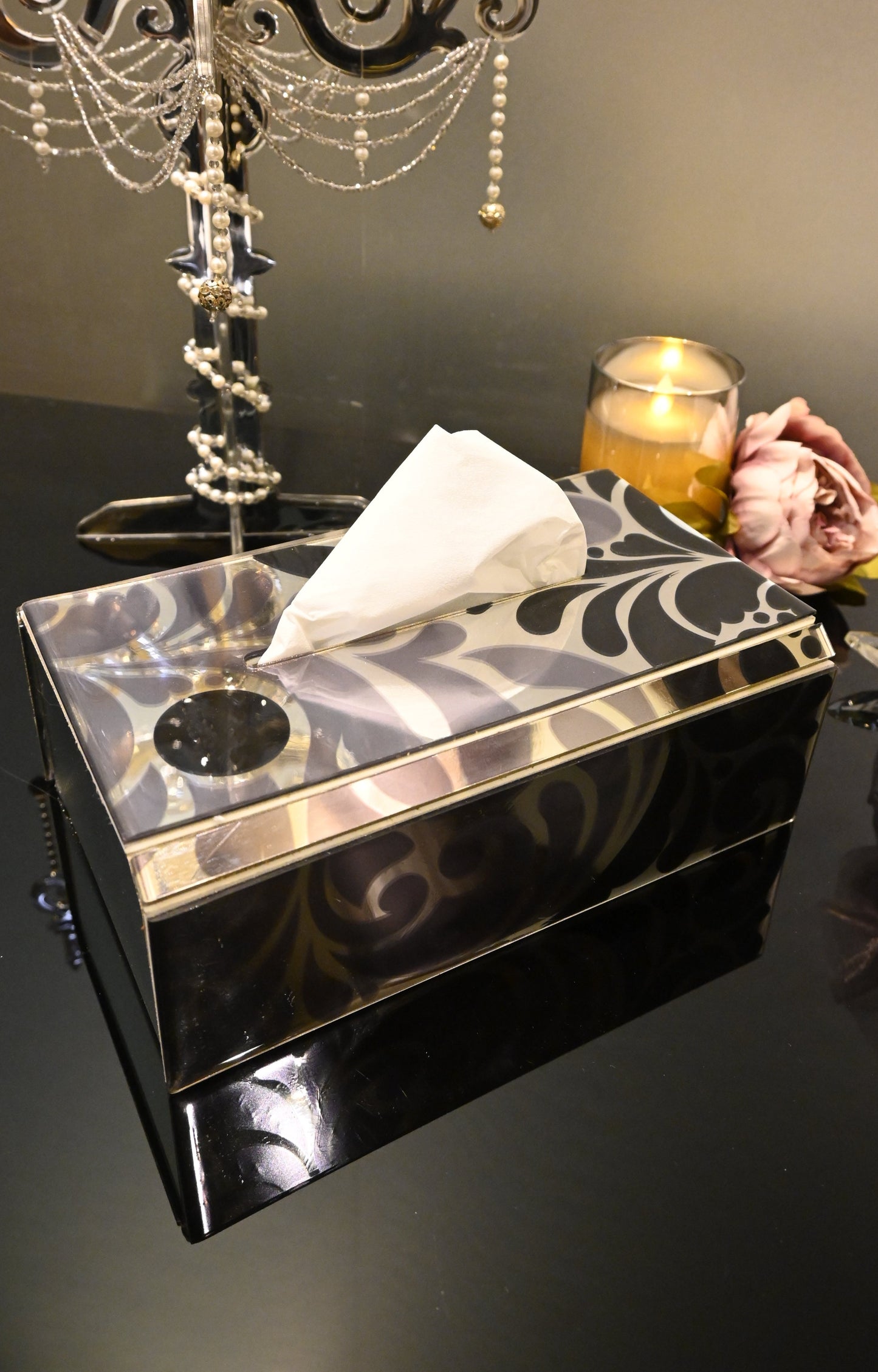 Yin & Yang: Tissue Box