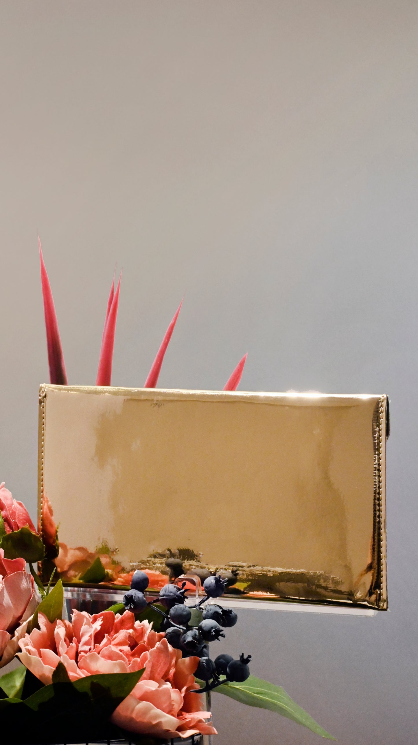 Broken Tree White & Gold : Clutch