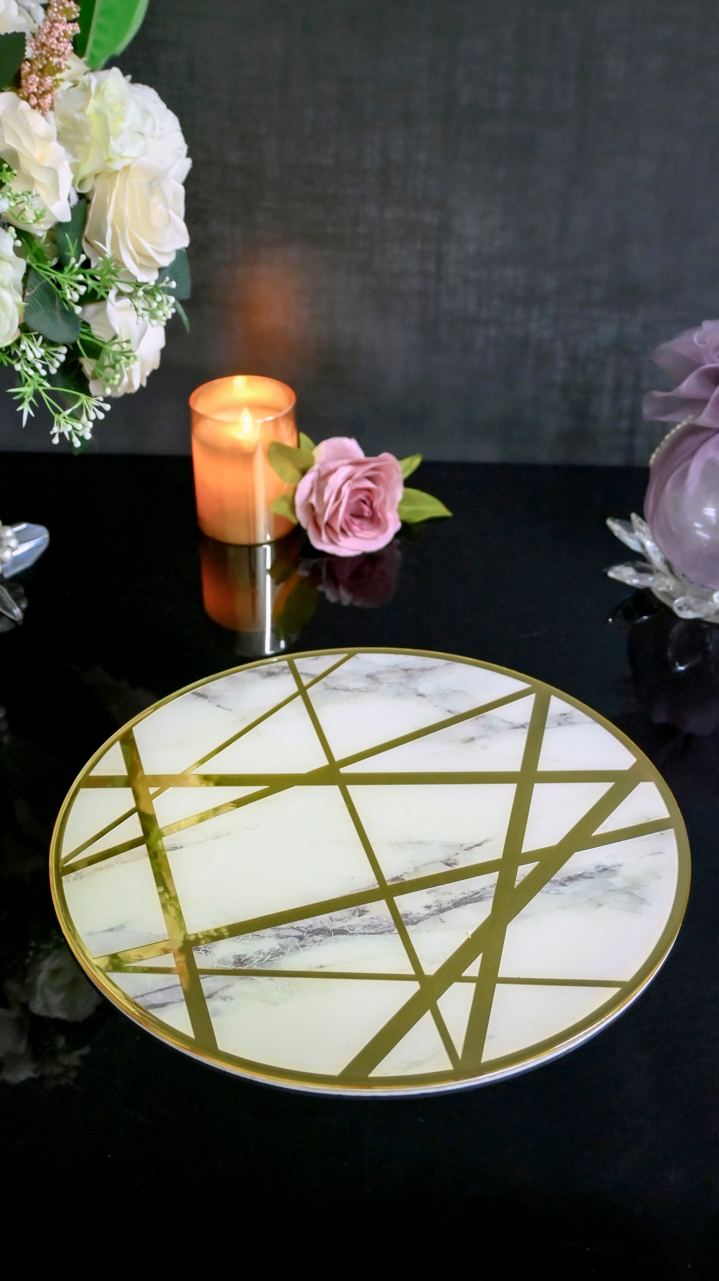 Marble Dancing Line: Round Placemat