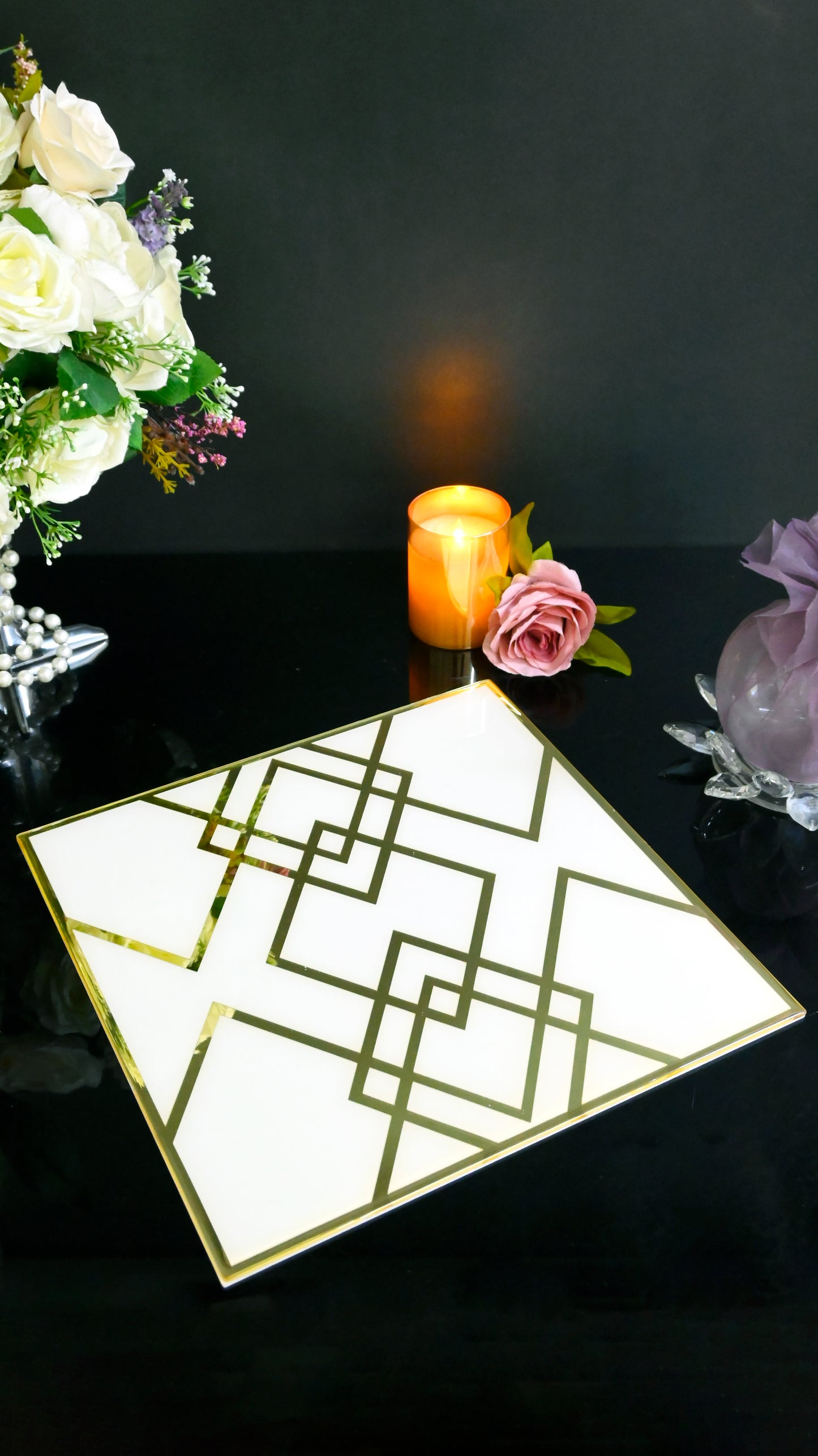White & Gold Rhombus: Placemat