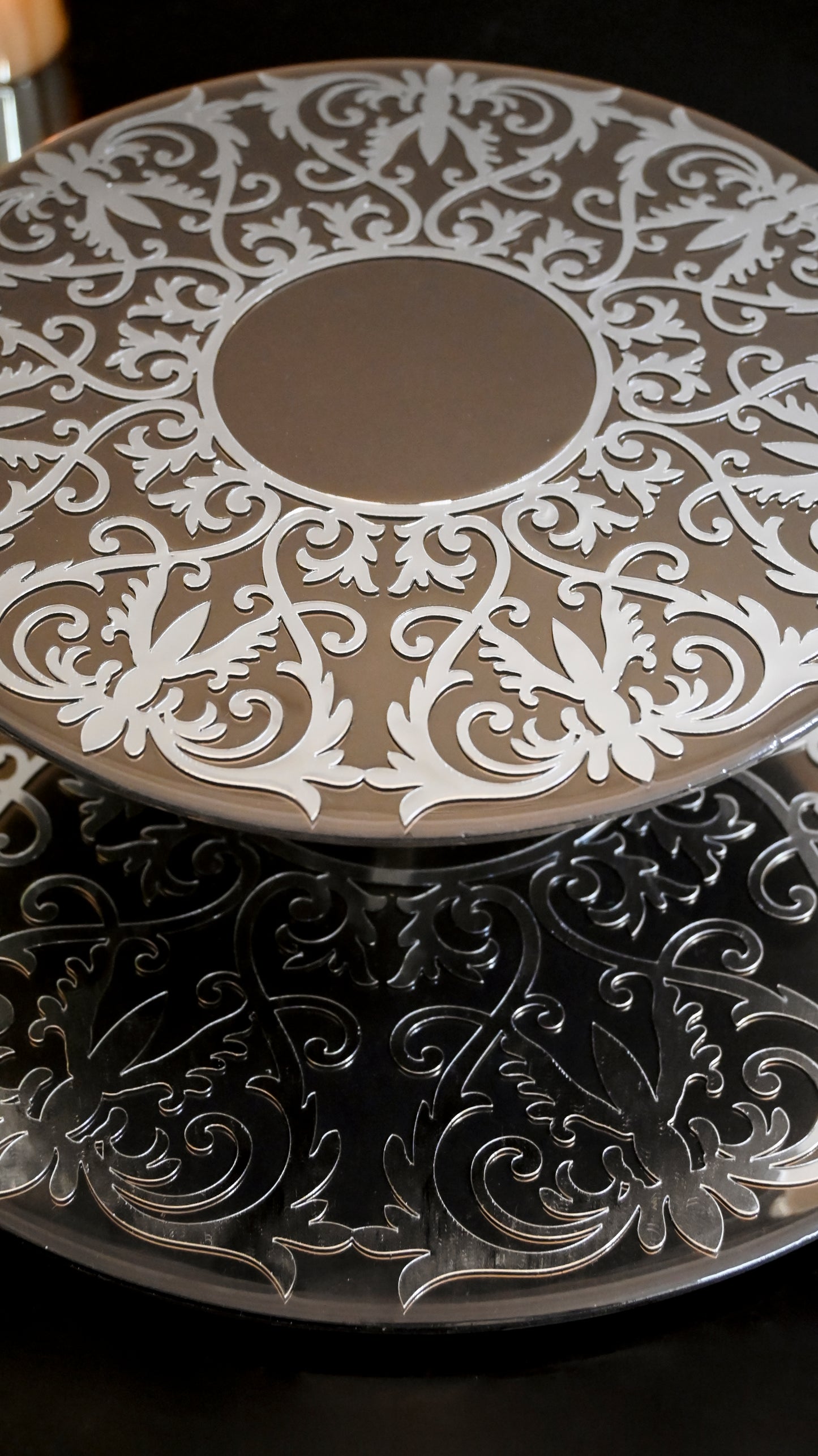 Grey Silver Royal: 2 Layer Cake Stand