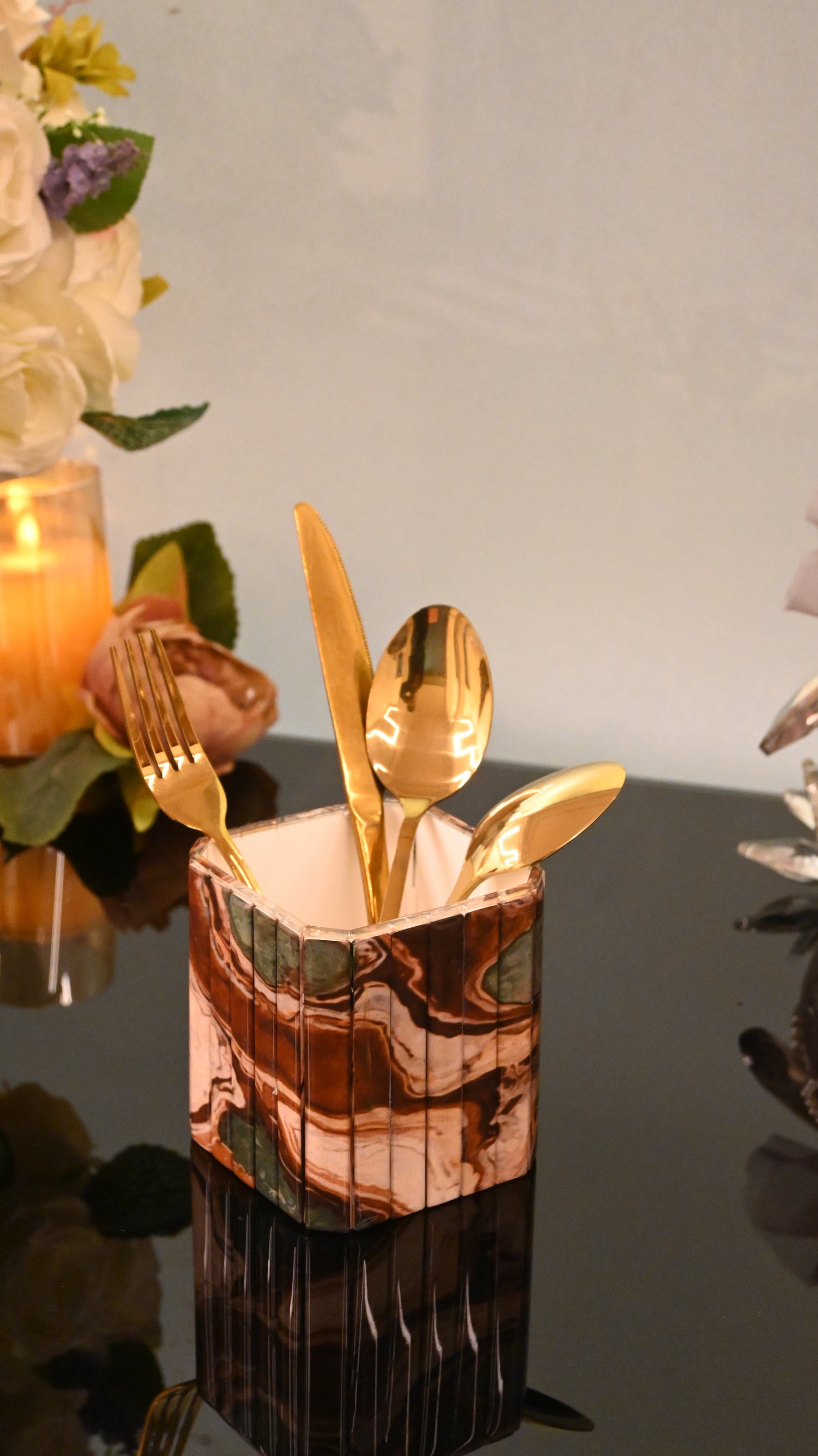 Earth Marble: Cutlery Holder