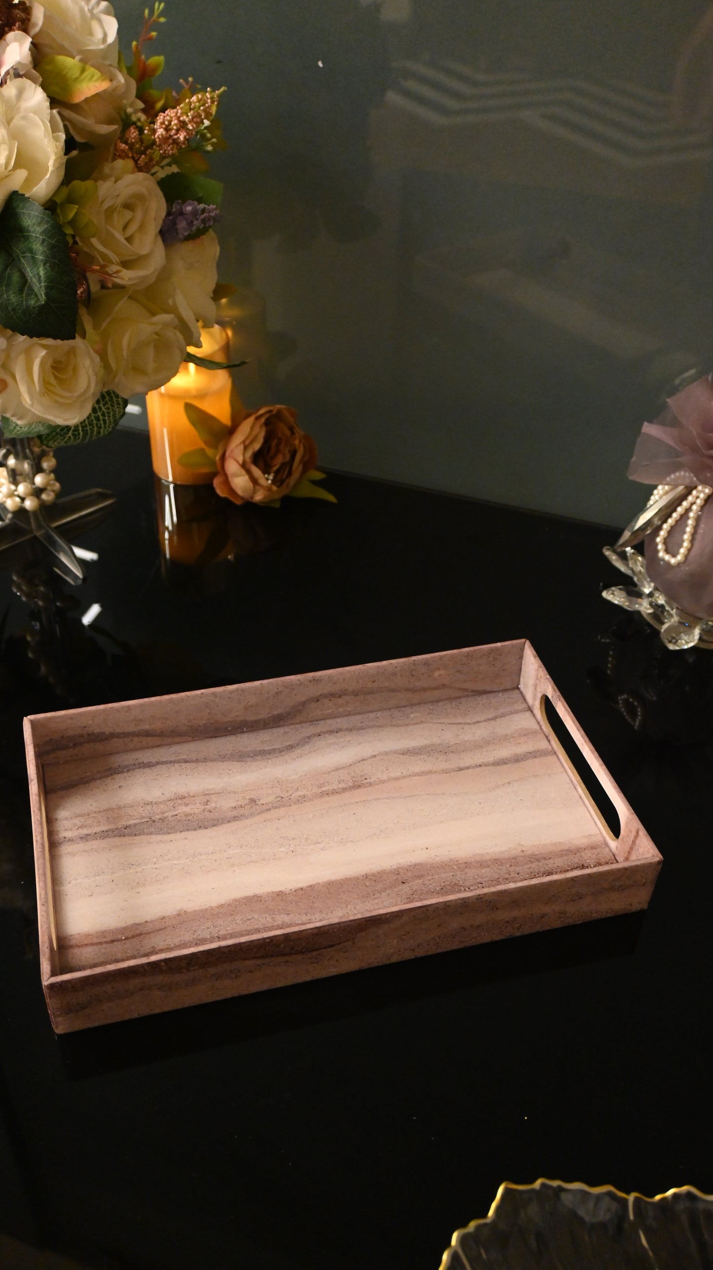 Sand Dunes: Medium 4 Wall Tray