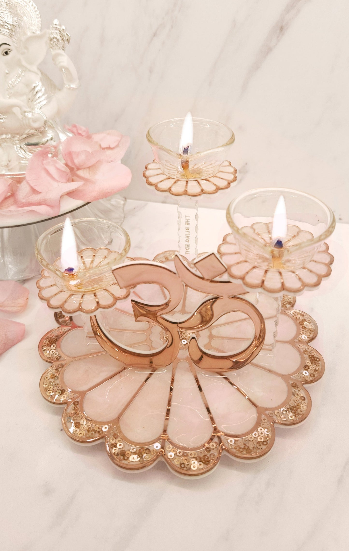 Daisy Rose Gold: Om 3 Stand Diya