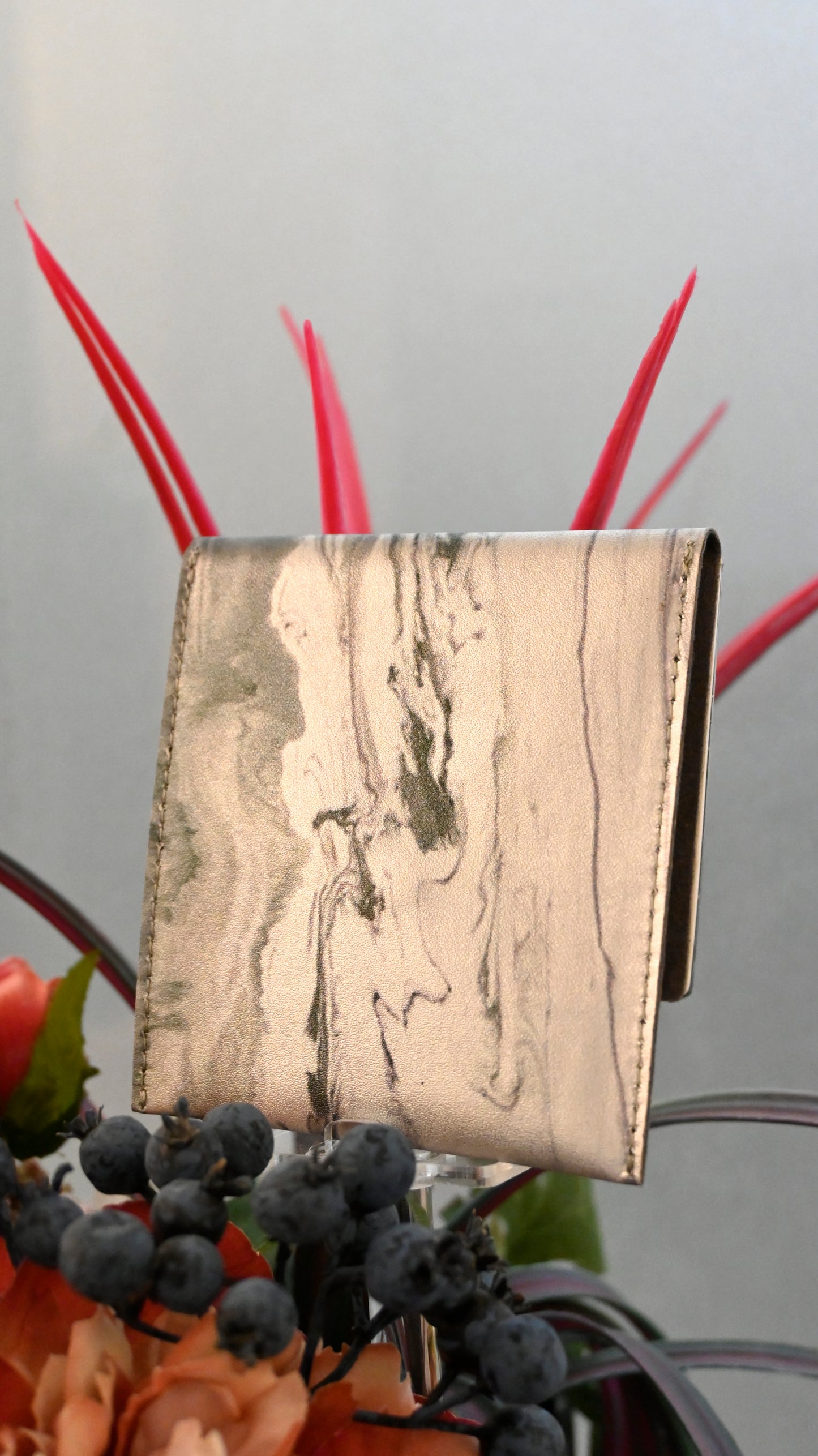 High-Low Stones Green: Small Clutch
