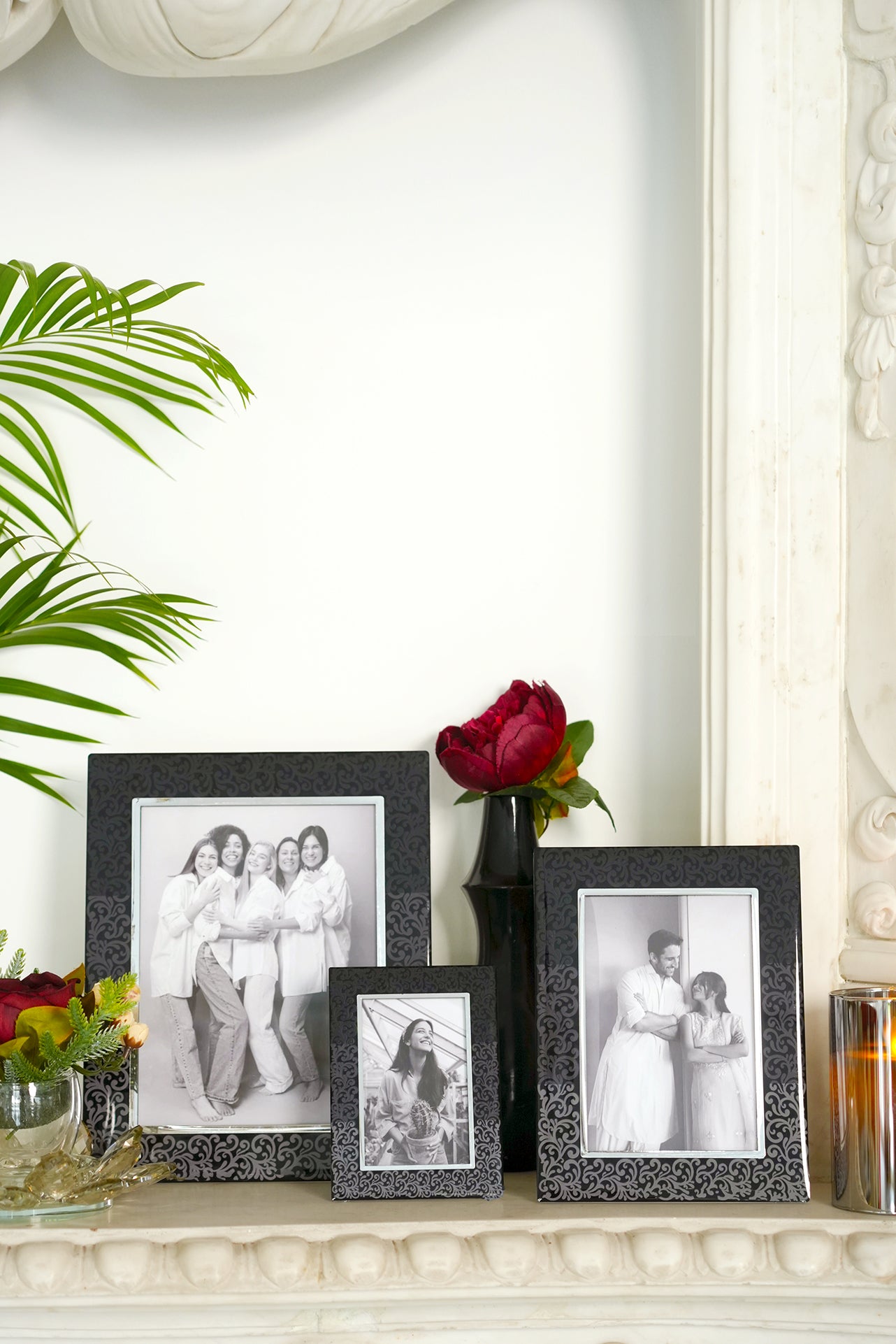 Imperial Black: Photo Frame