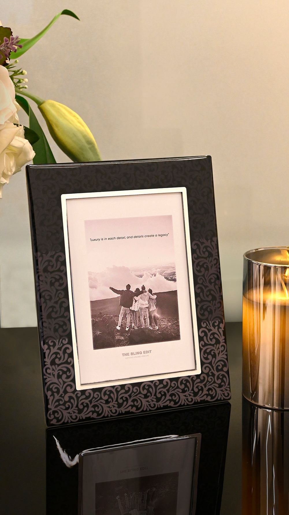 Imperial Black: Photo Frame