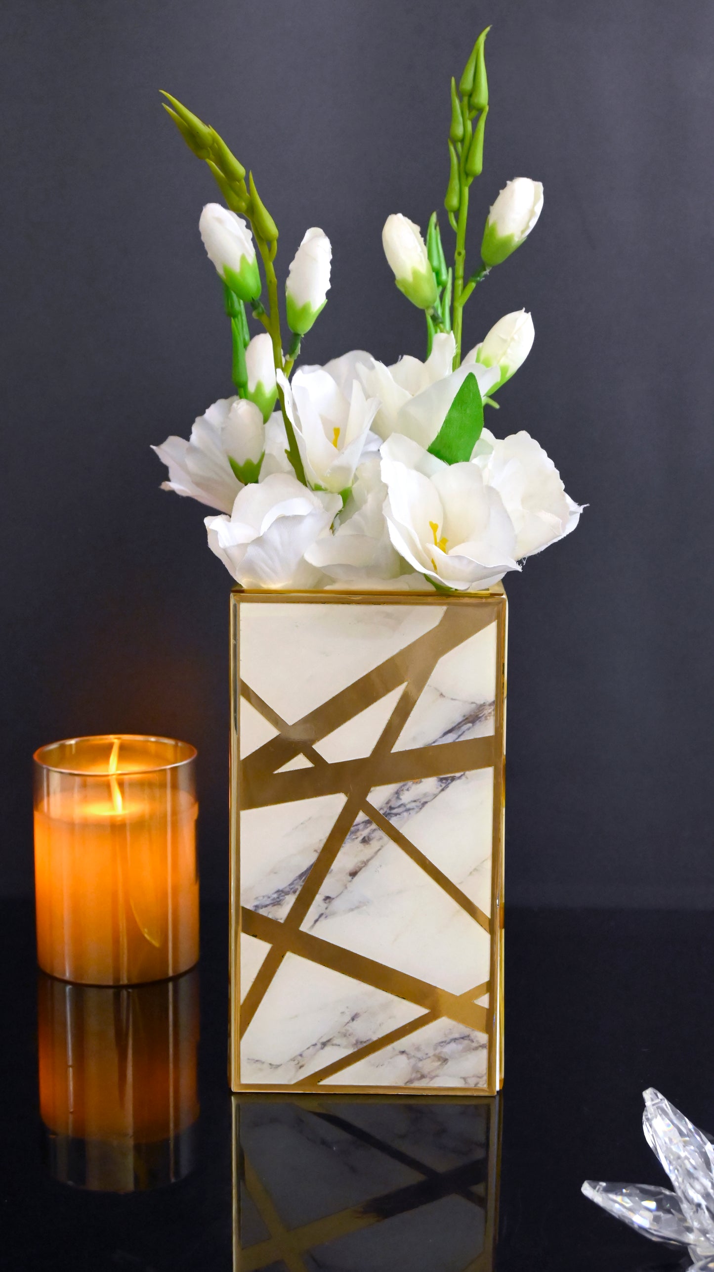 Marble Dancing Line: Medium Vase