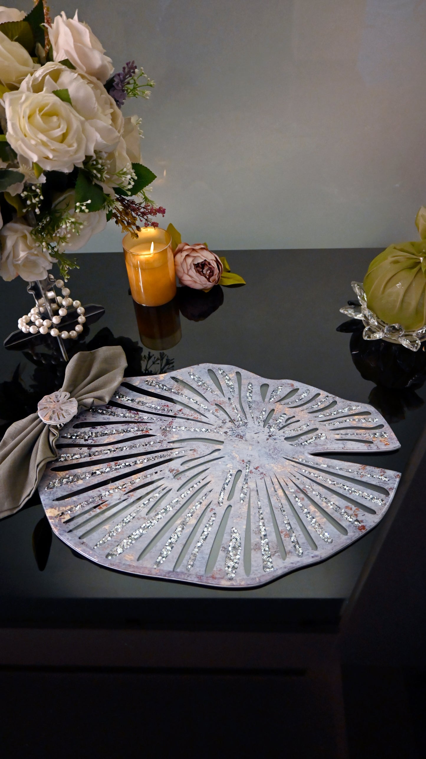 Lotus & Rosette Blue: Oval Placemat 17''