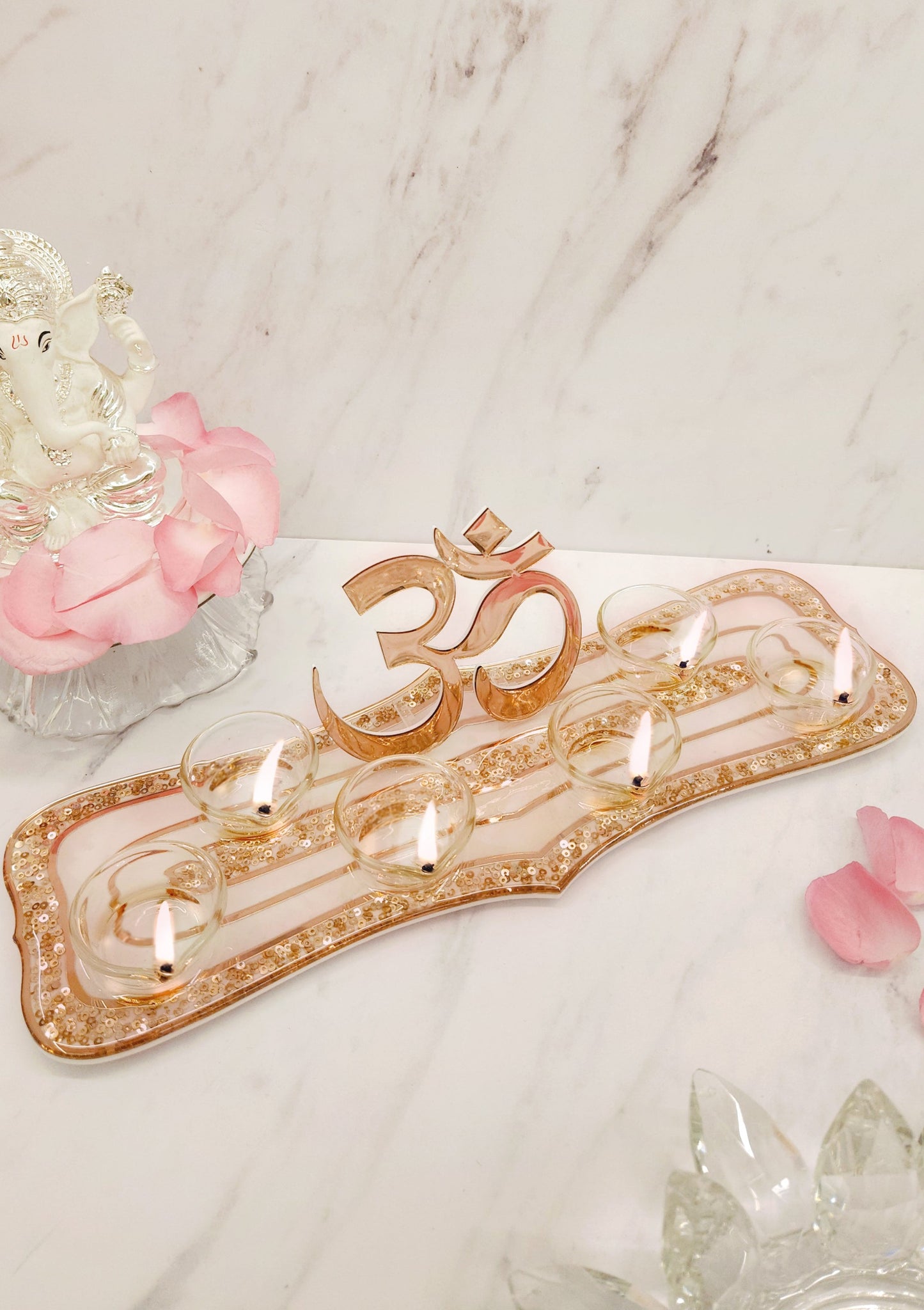 Rose Rose Gold: Om 5 Diyas