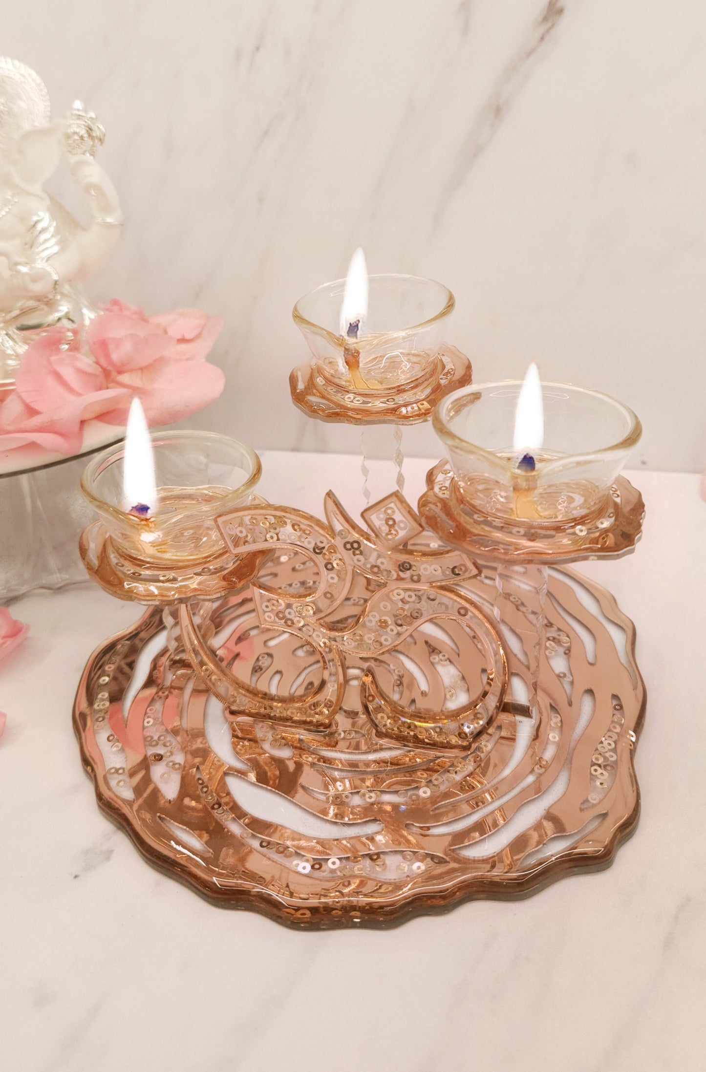 Rosette Rose Gold: Om 3 Stand Diya