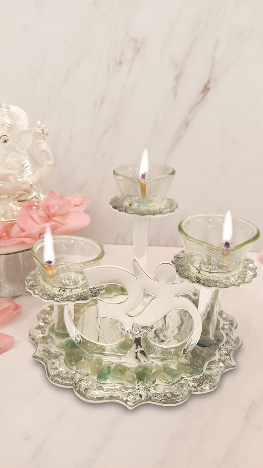 Rose Stones Green: Om 3 Stand Diya