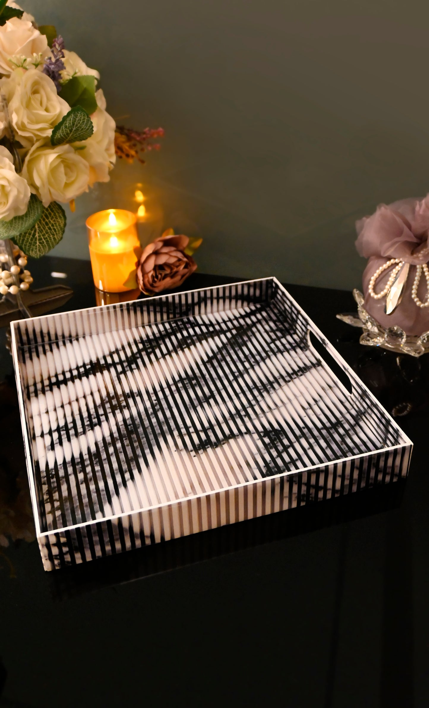 Fluted Marble White: 4 Wall Tray