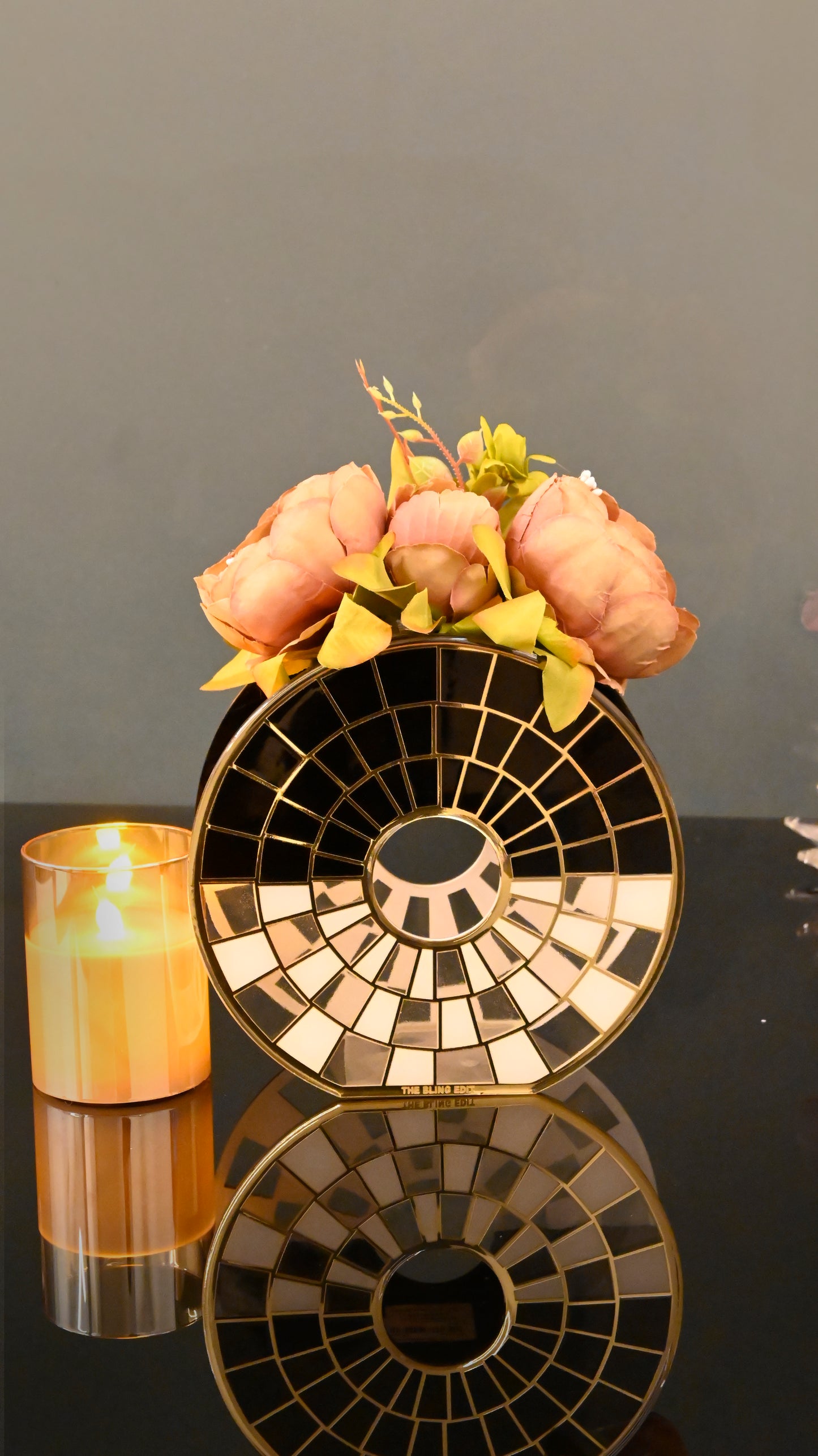 Black & White Gold Web: Vase 8"