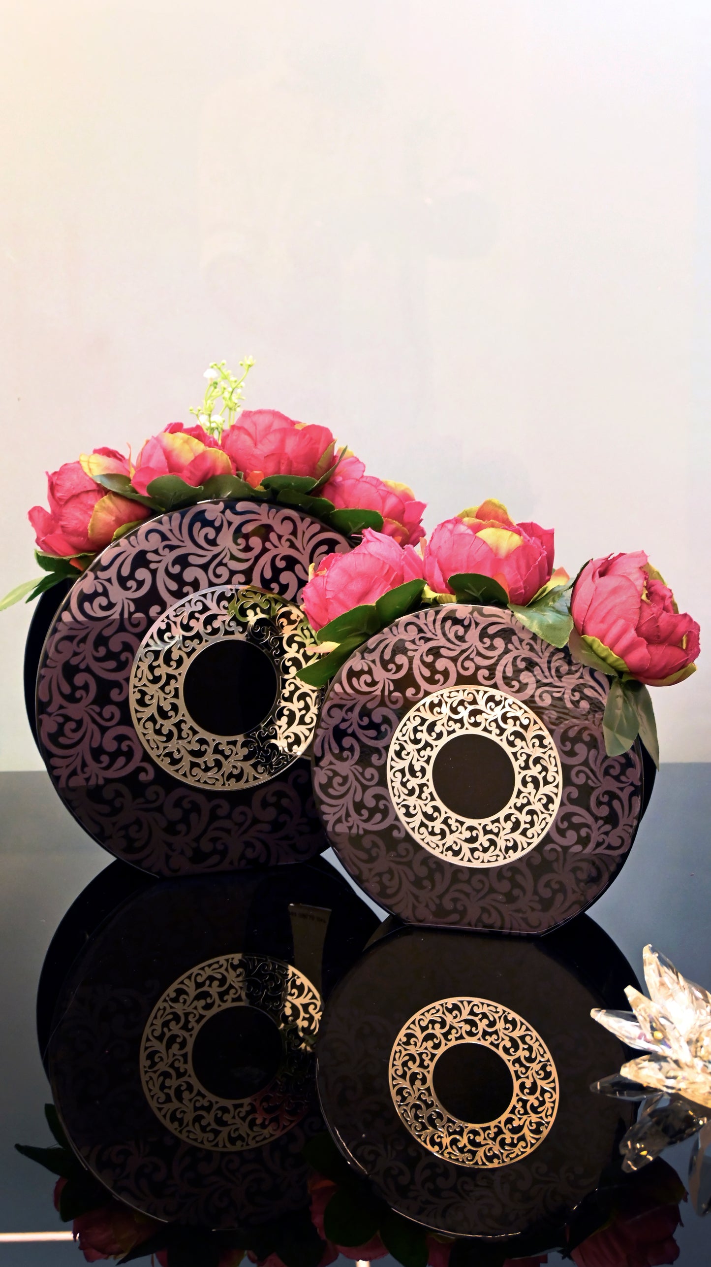 Black Imperial: Vase 10"