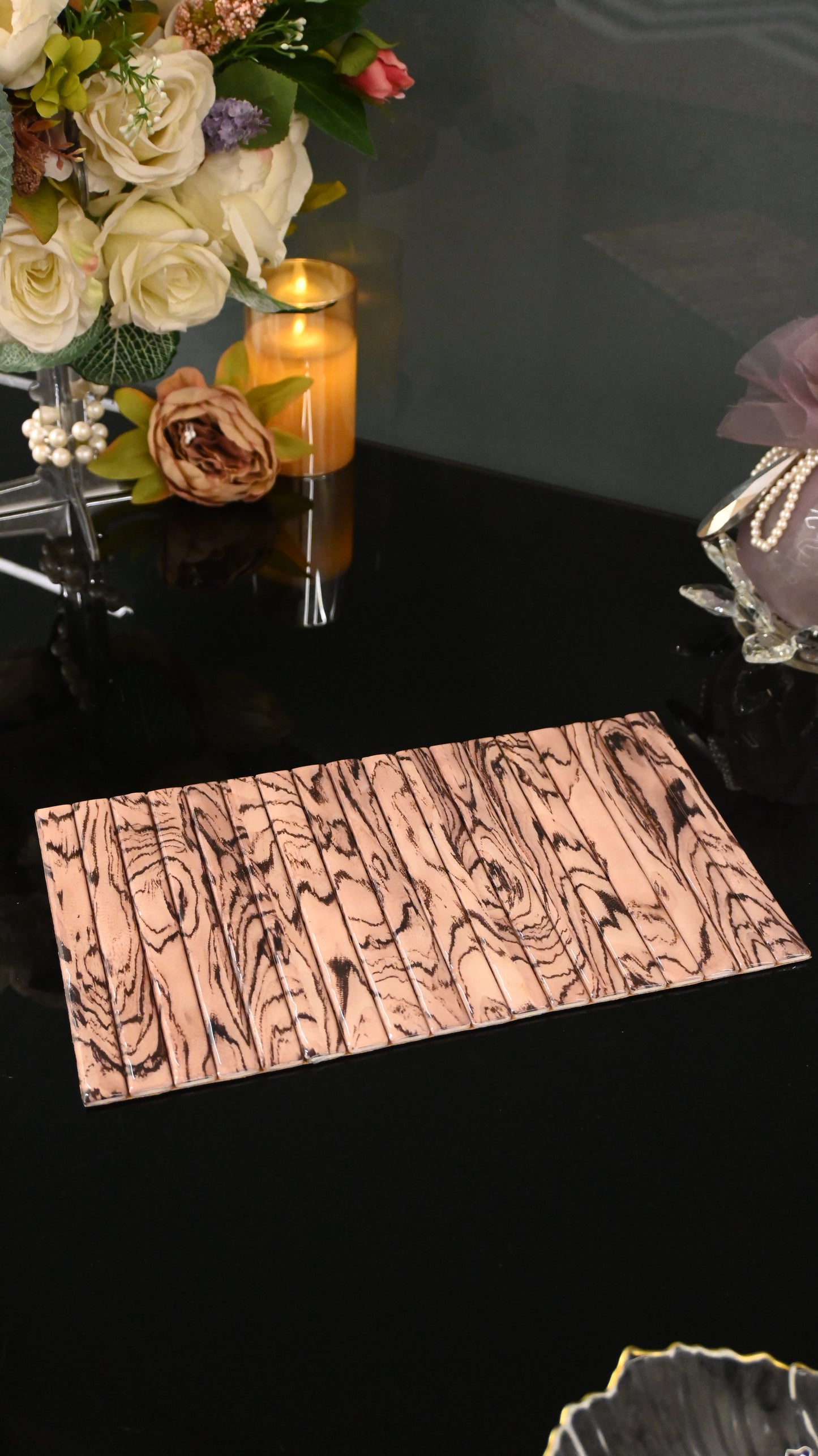 Oak Elegance: Flexi Placemat (13" x 7.5")