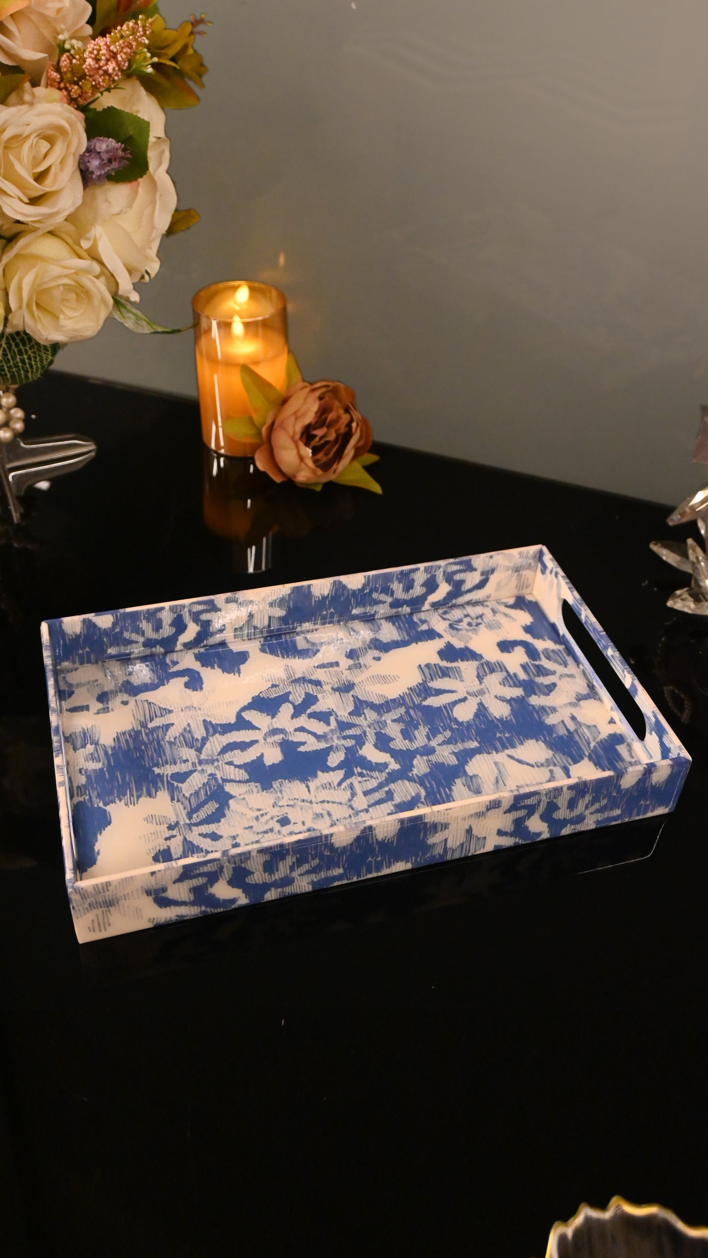 Floral Blue: Medium 4 Wall Tray