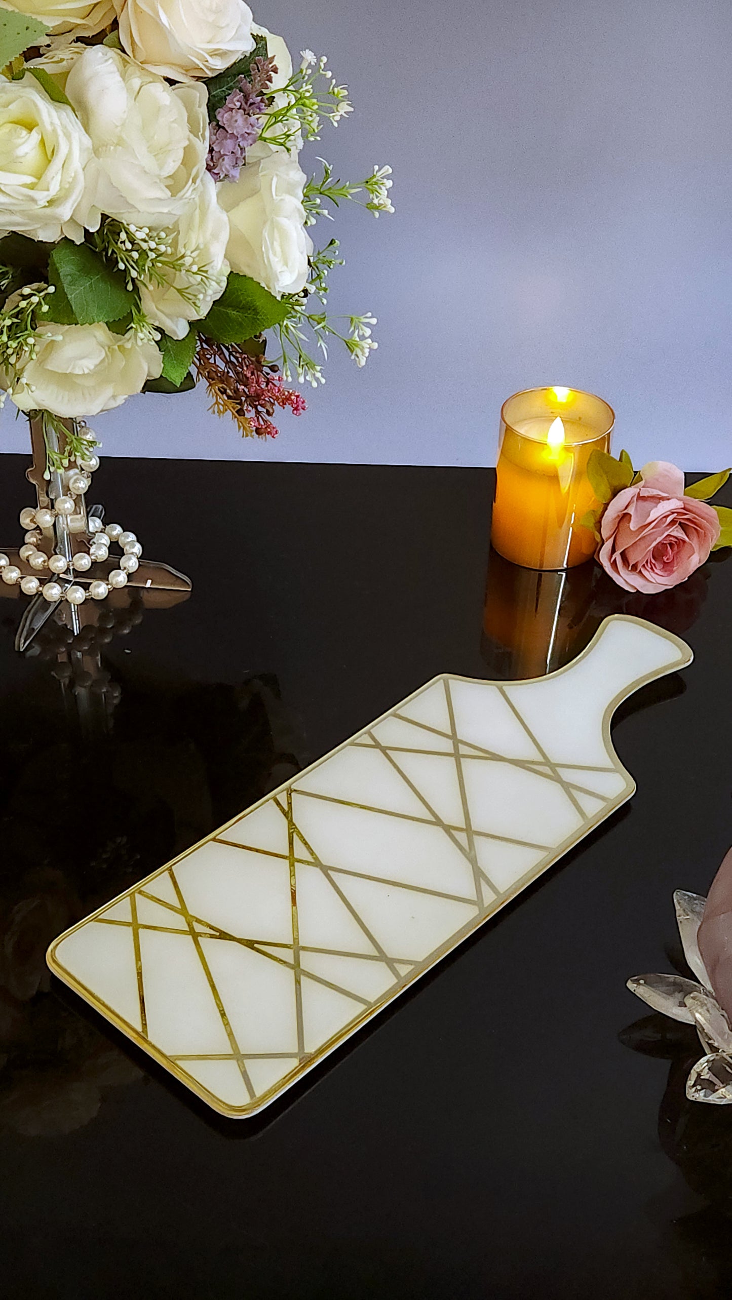 White & Gold Dancing Line: Bat Platter
