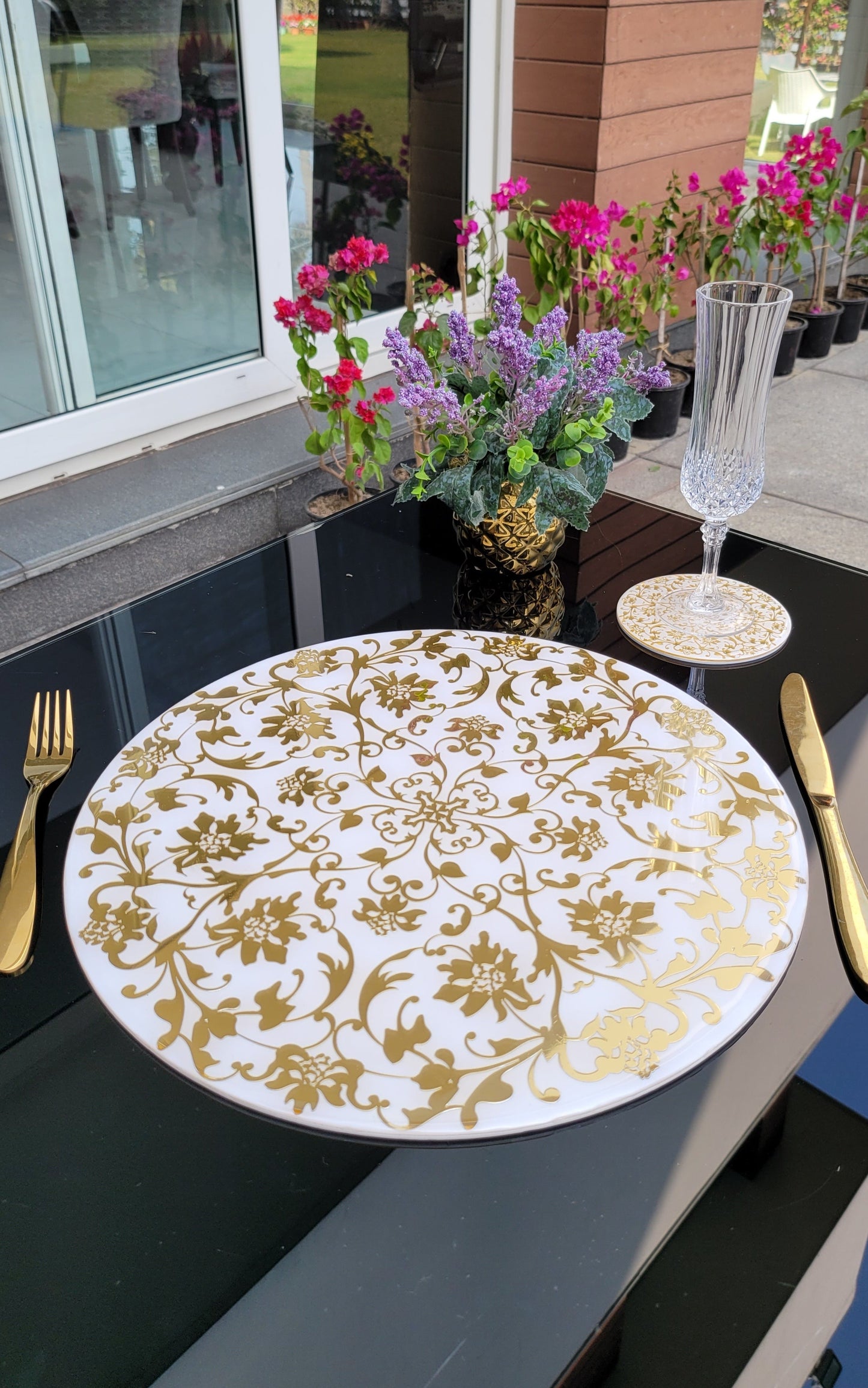 Ferns & Petals: Round Placemat