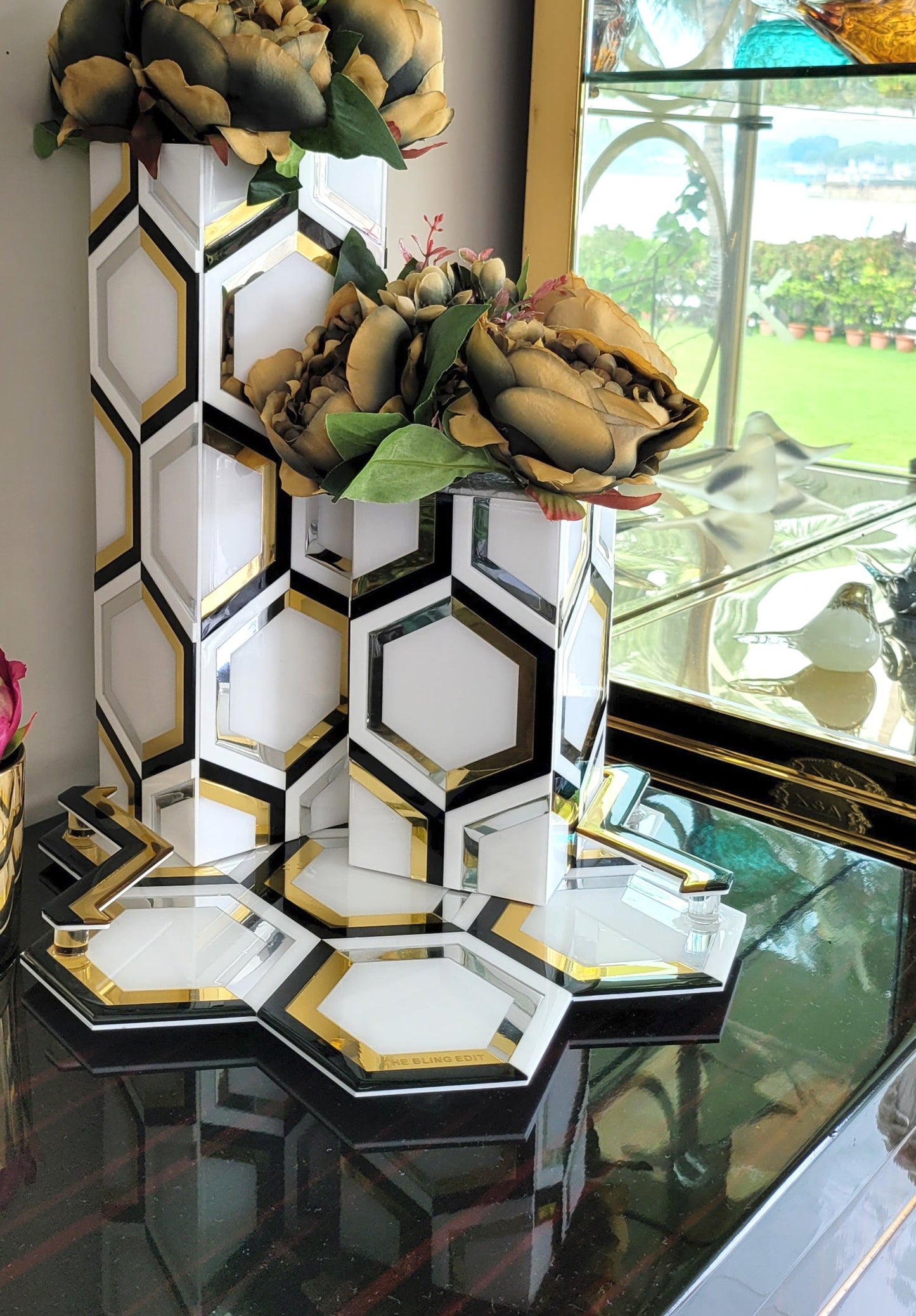 Beehive: Medium Vase