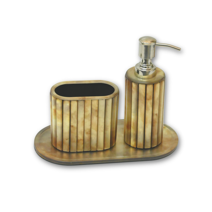 Metallic Silver: Bathroom Set