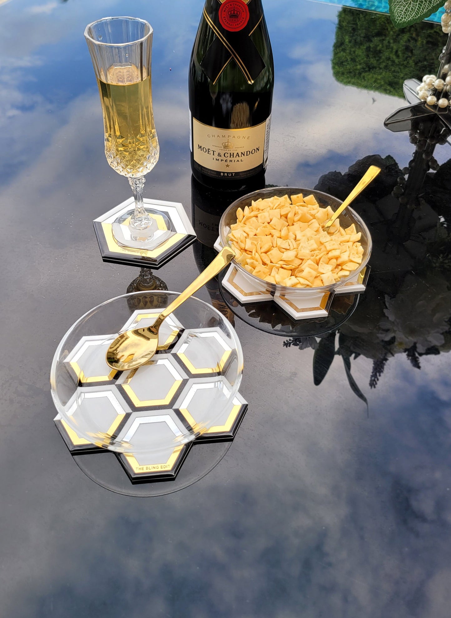 Beehive: Bowl (Set Of 2)