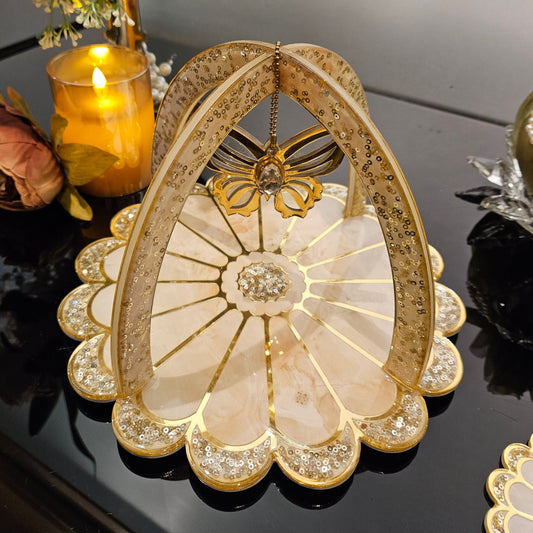 Daisy Gold: Criss-Cross Serving Platter