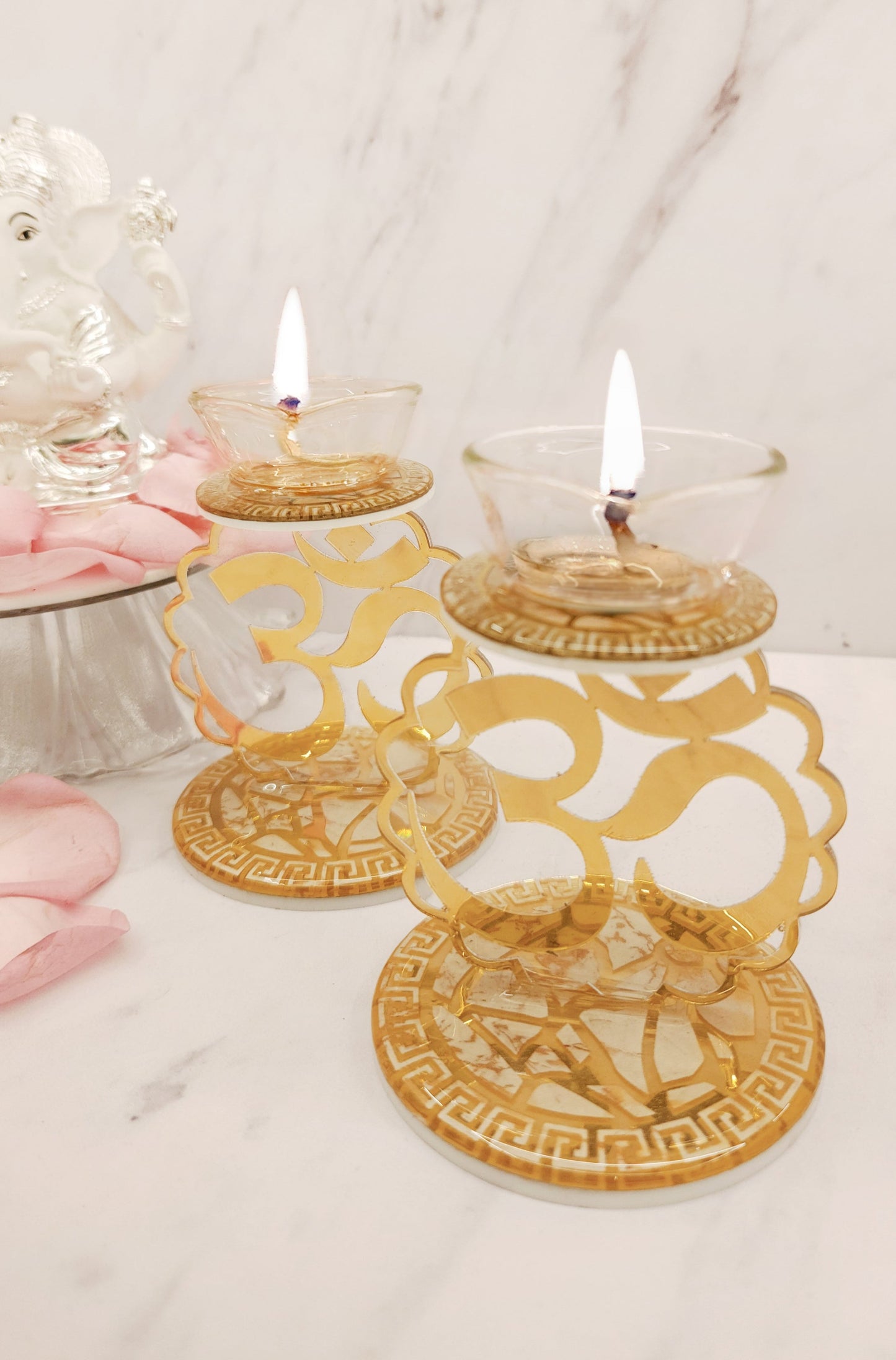 Broken Tree Gold: Om Single Diya (Set Of 2)