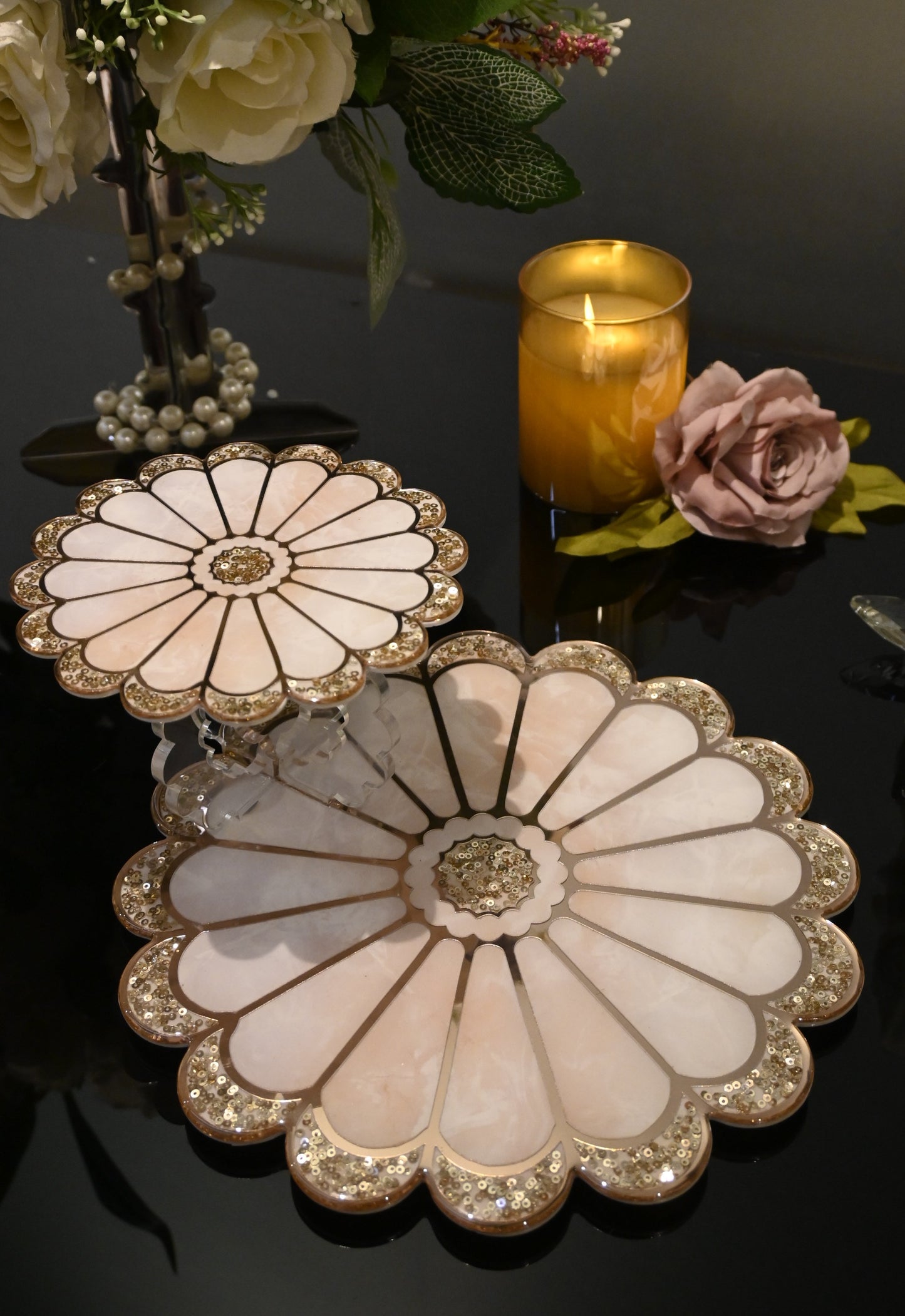 Daisy Rose Gold: 2-Layer Serving Platter