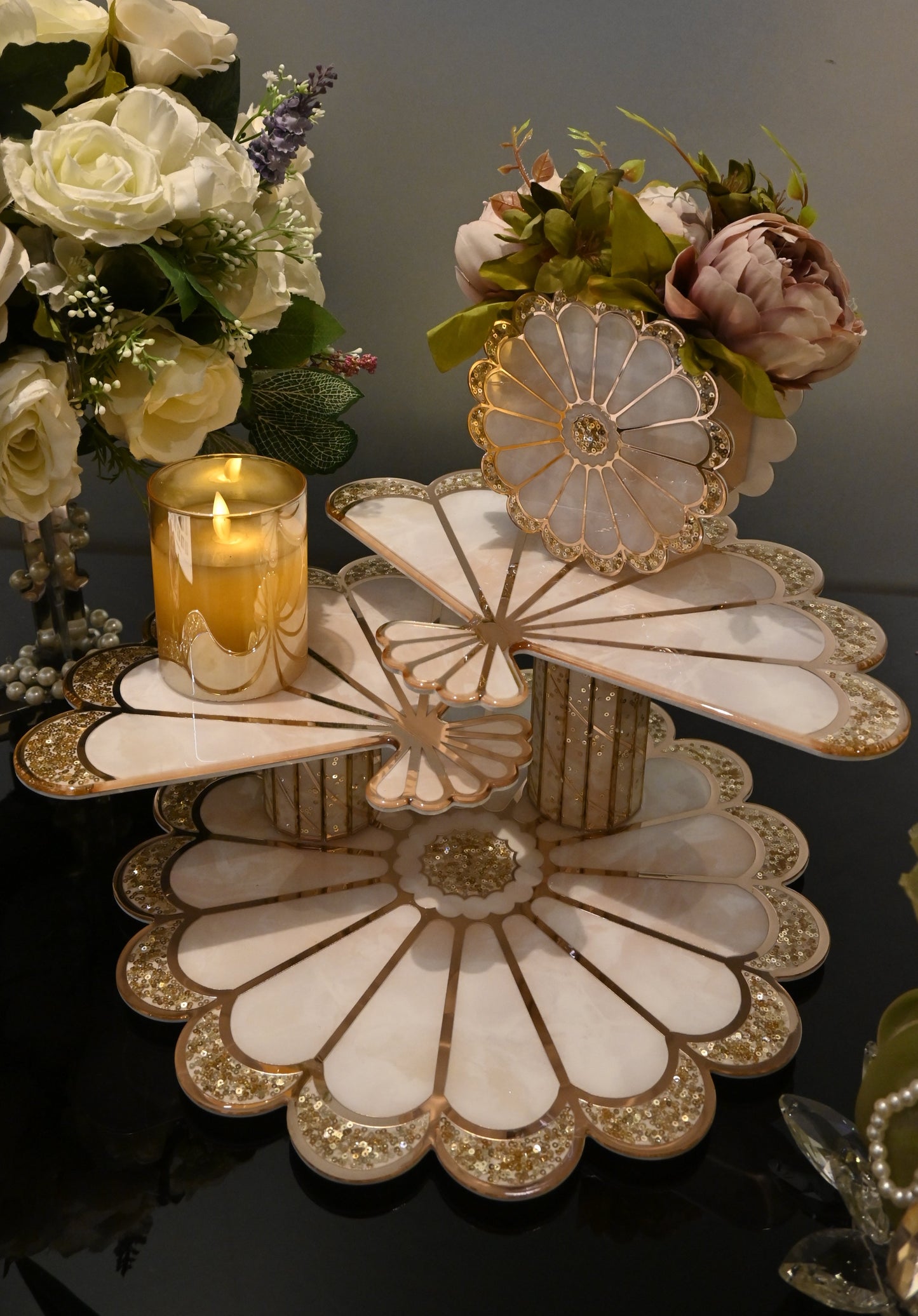 Daisy Rose Gold: 3 Layer Cake Stand