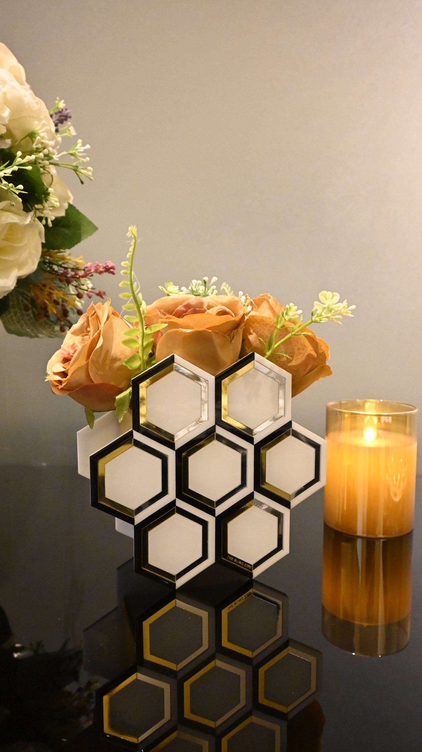 Beehive: 6" Vase