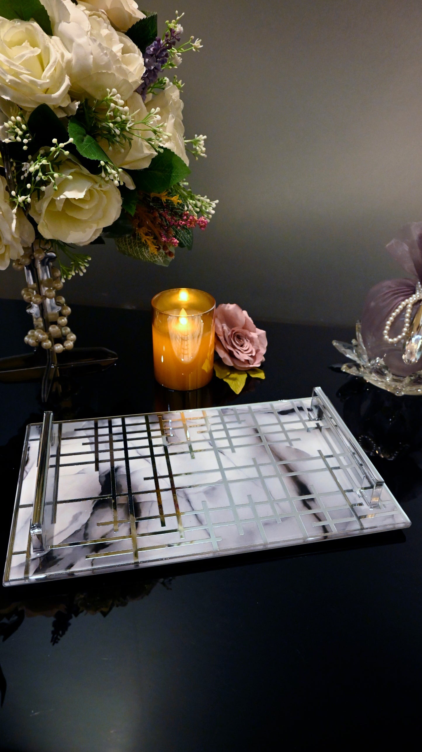 Linear Grey With Silver: Medium Tray