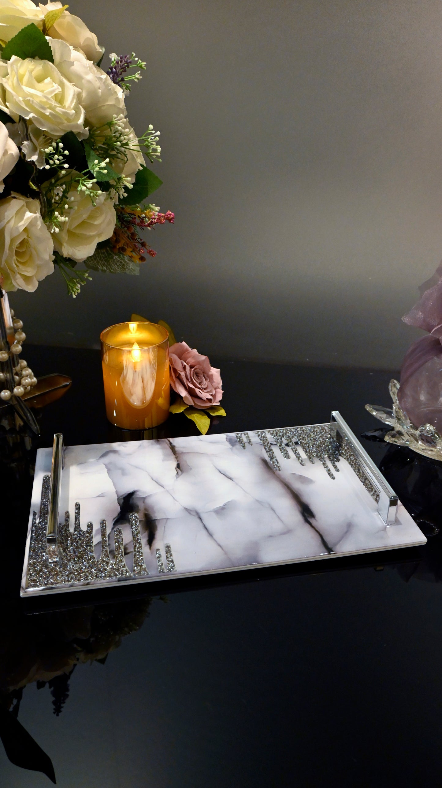 Crystal Droplets Grey: Medium Tray