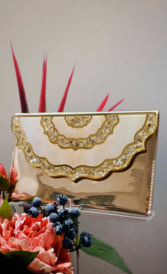 Golden Rose: Clutch