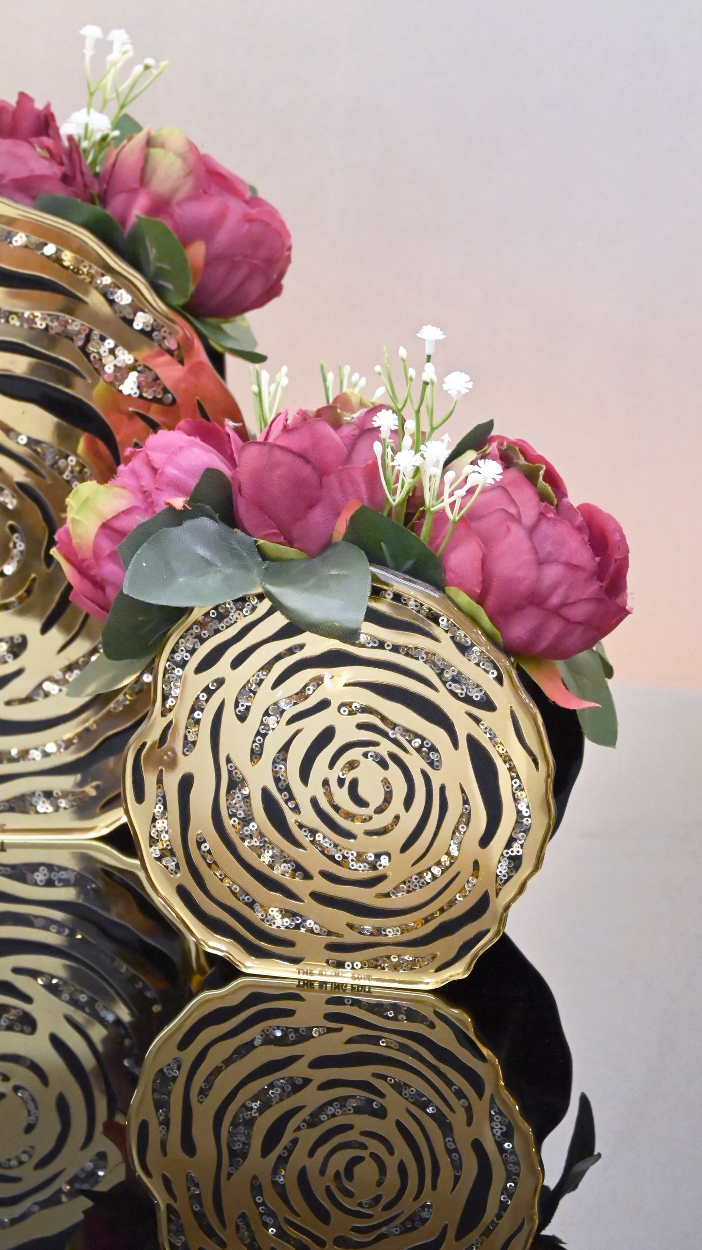 Black & Gold Rosette Sequins: 6" Vase