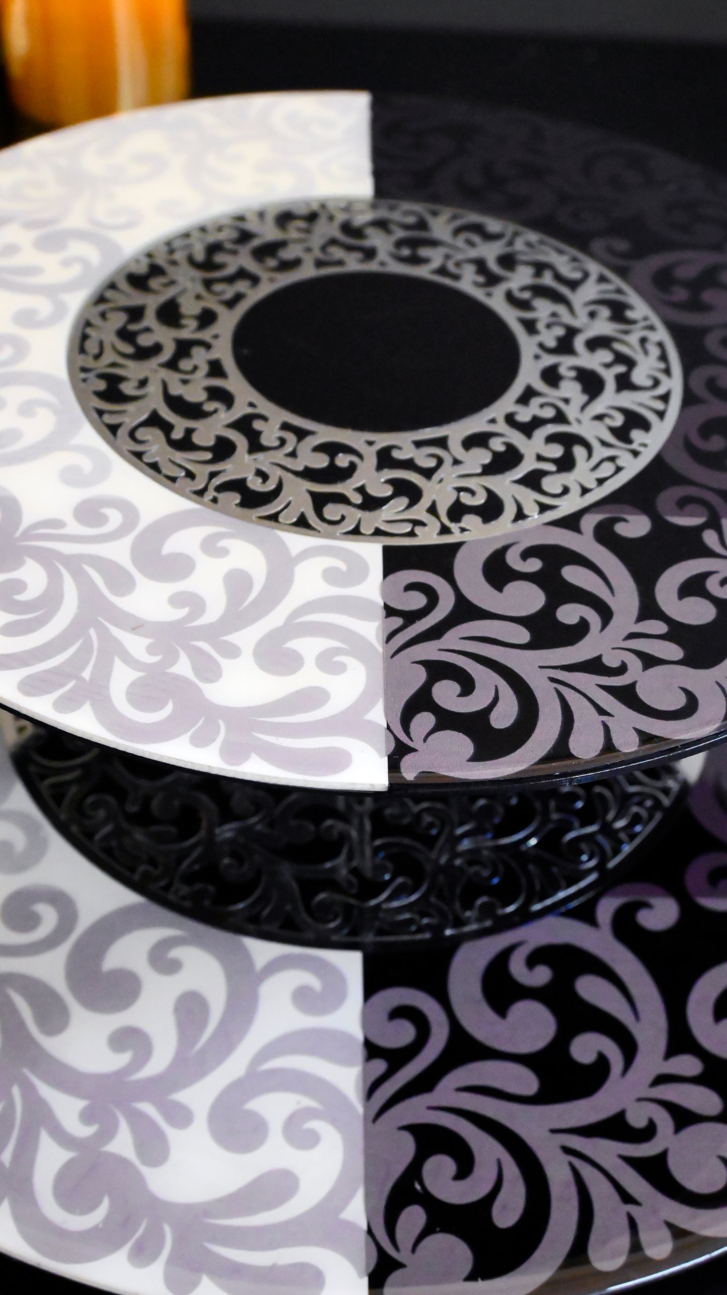 Black & White Imperial: 2 Layer Cake Stand