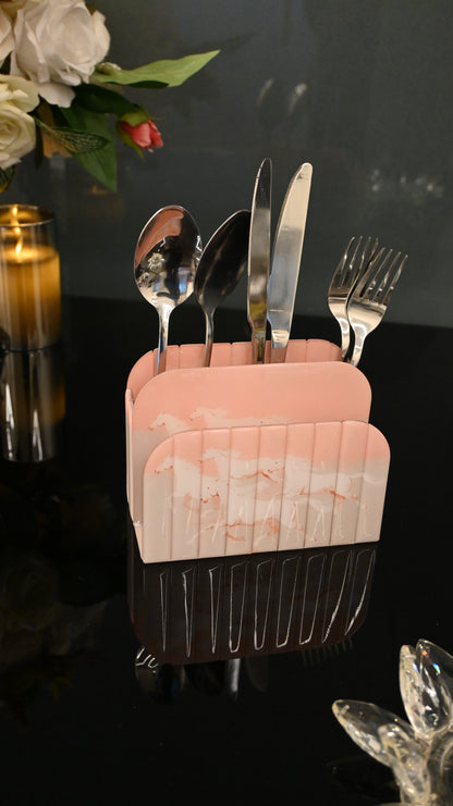 Stallion: Napkin with Cutlery Holder