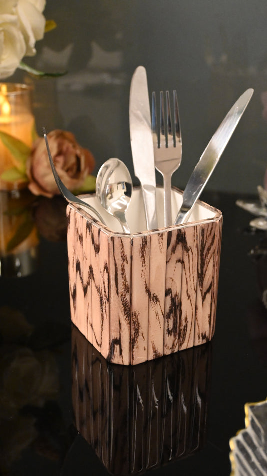 Oak Elegance: Cutlery Holder