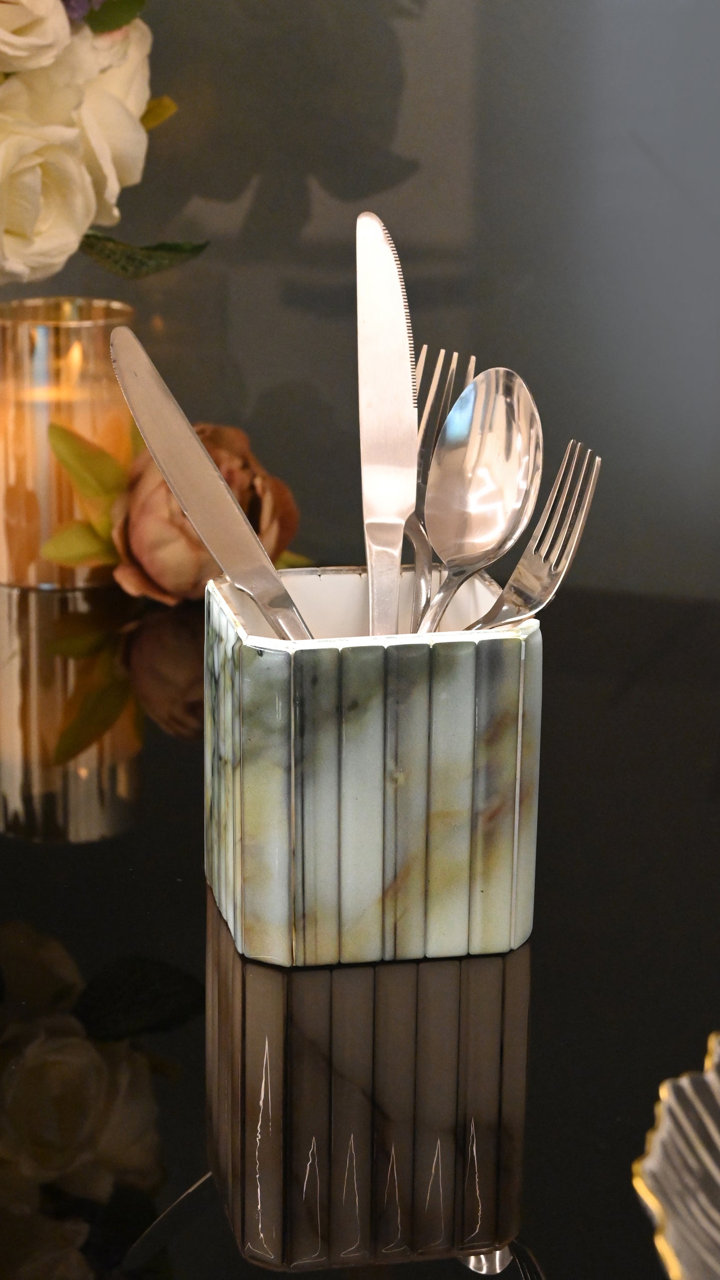Fluted Marble Green: Cutlery Holder