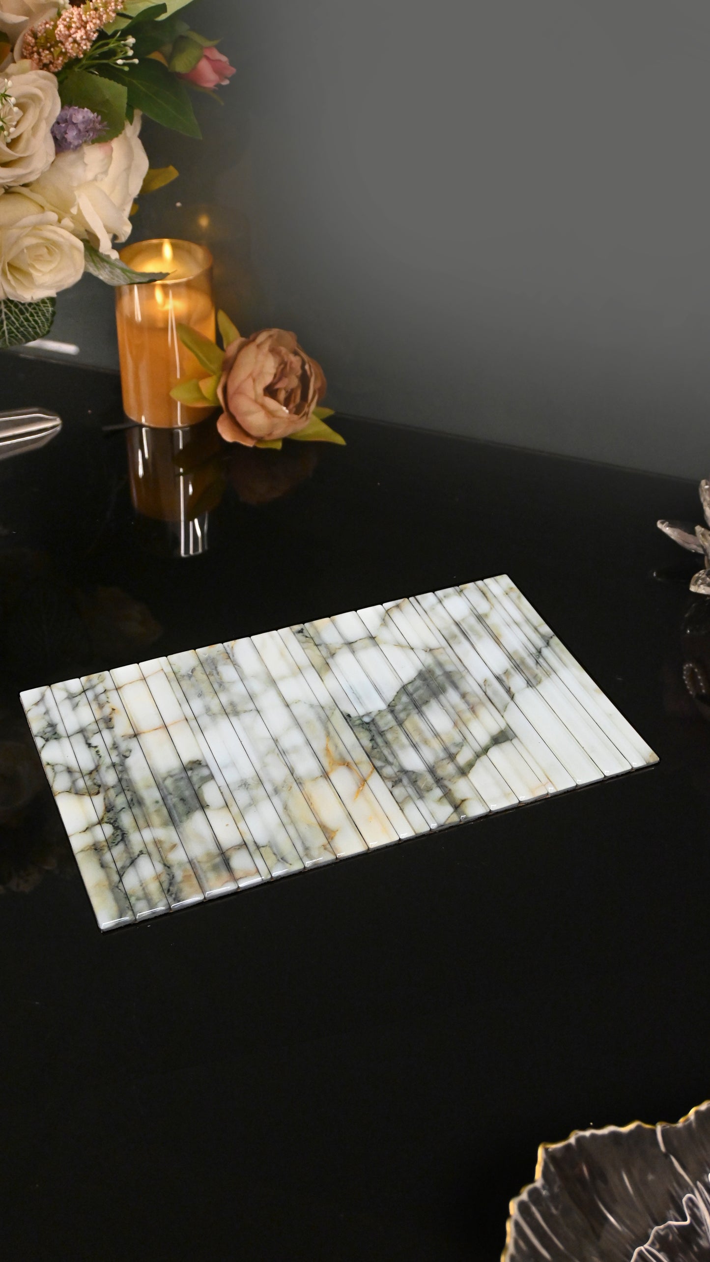 Fluted Marble Green: Flexi Placemat (13" x 7.5")