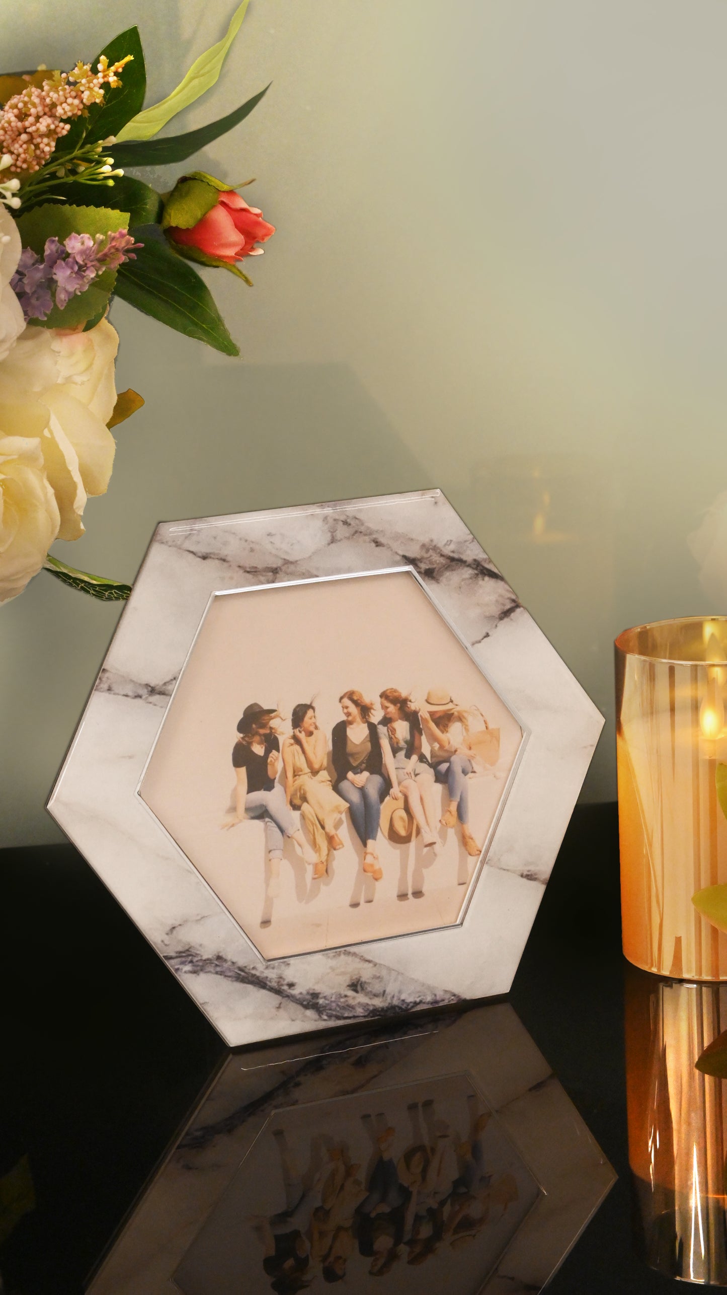 Italian Marble: Hexagonal Photo Frame