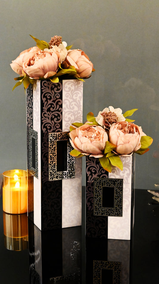 Imperial Black & White: Medium vase
