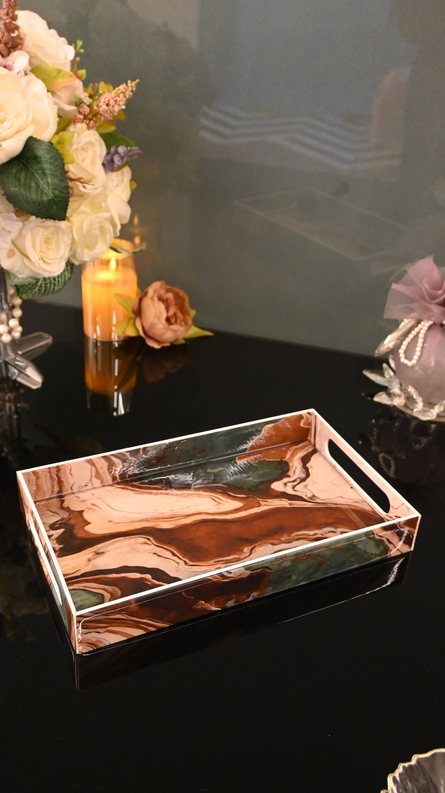 Earth Marble: Medium 4 Wall Tray