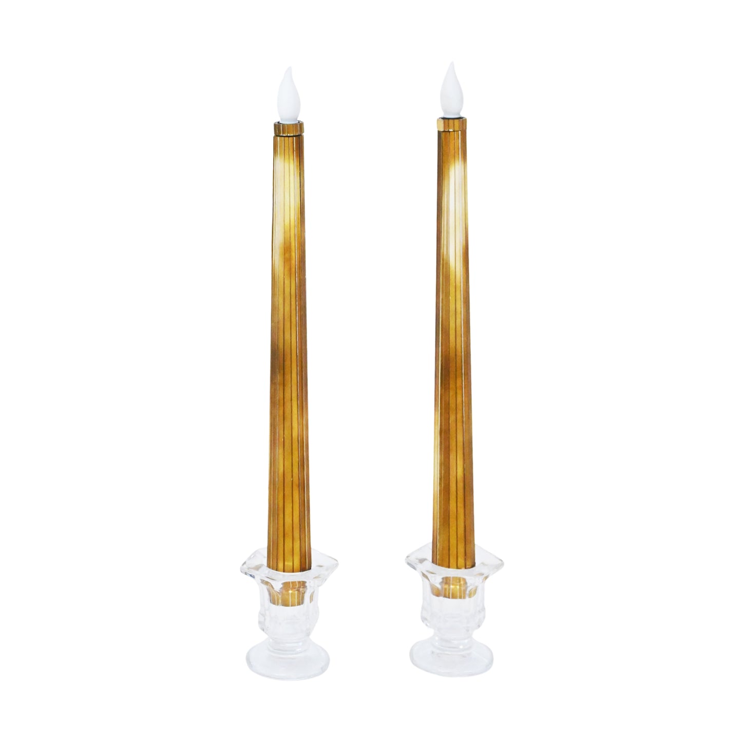 Metallic Gold: Sleek Candle