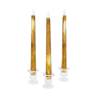 Metallic Gold: Sleek Candle