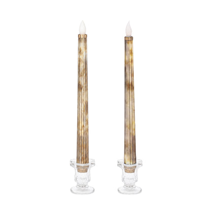 Metallic Silver: Sleek Candle