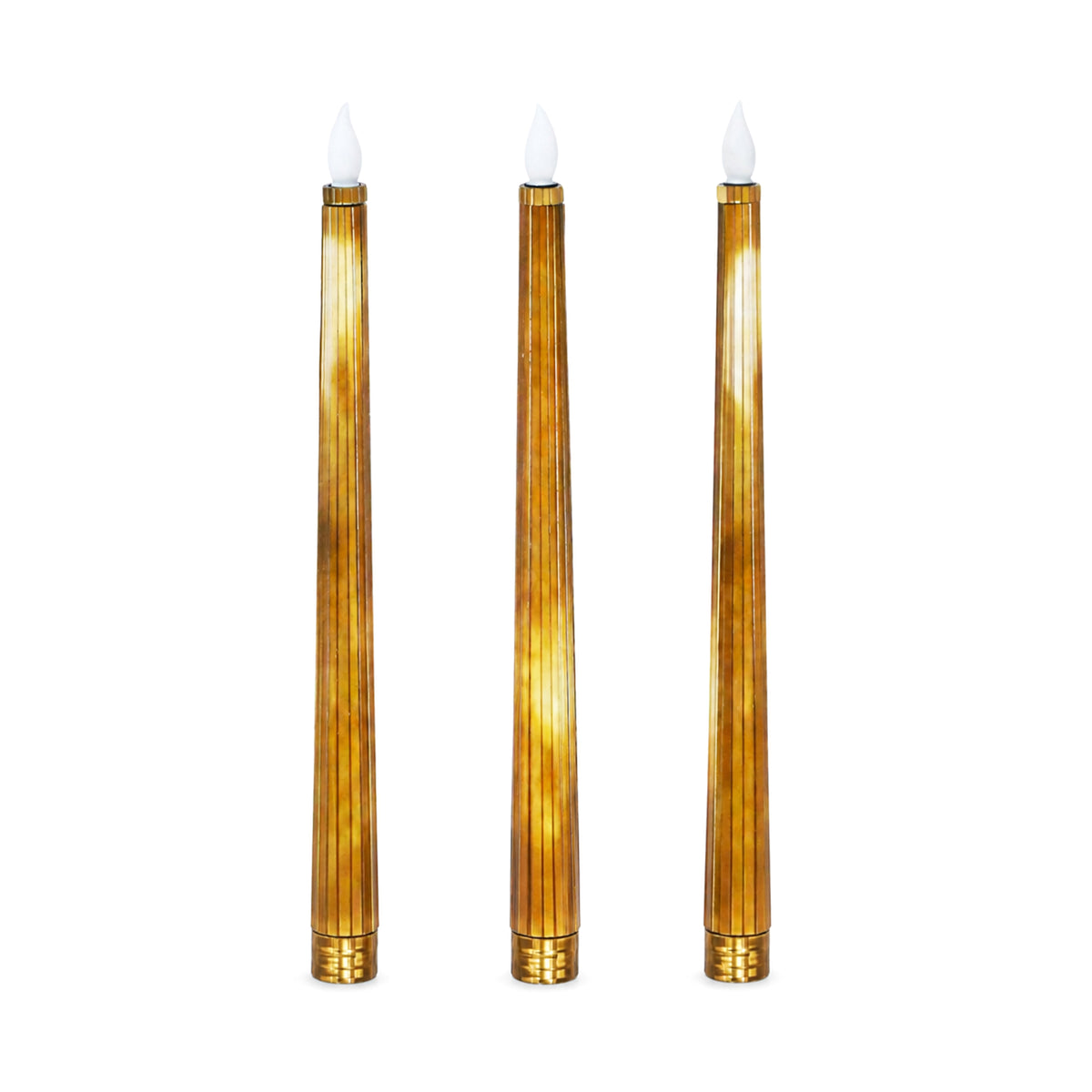 Metallic Gold: Sleek Candle