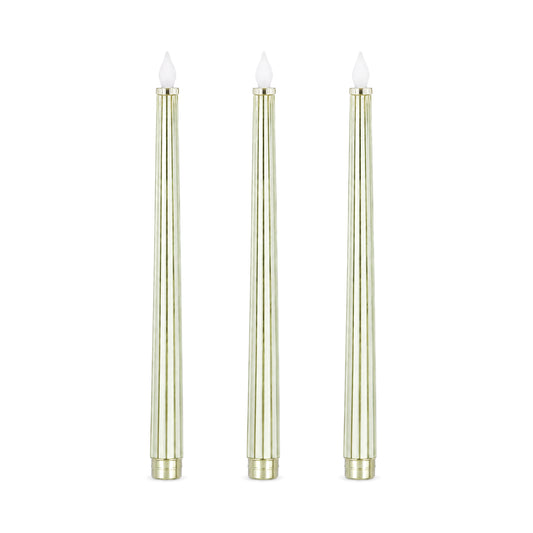 Metallic Light Green: Sleek Candle