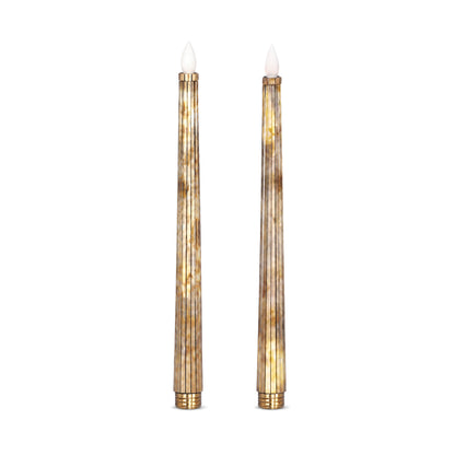 Metallic Silver: Sleek Candle